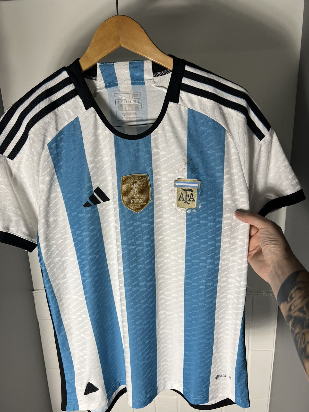 Vintage VERY RARE ADIDAS ARGENTINA SOCCER JERSEY RETRO BLOKE Y2K 90s Size US XL / EU 56 / 4 - 16 Thumbnail