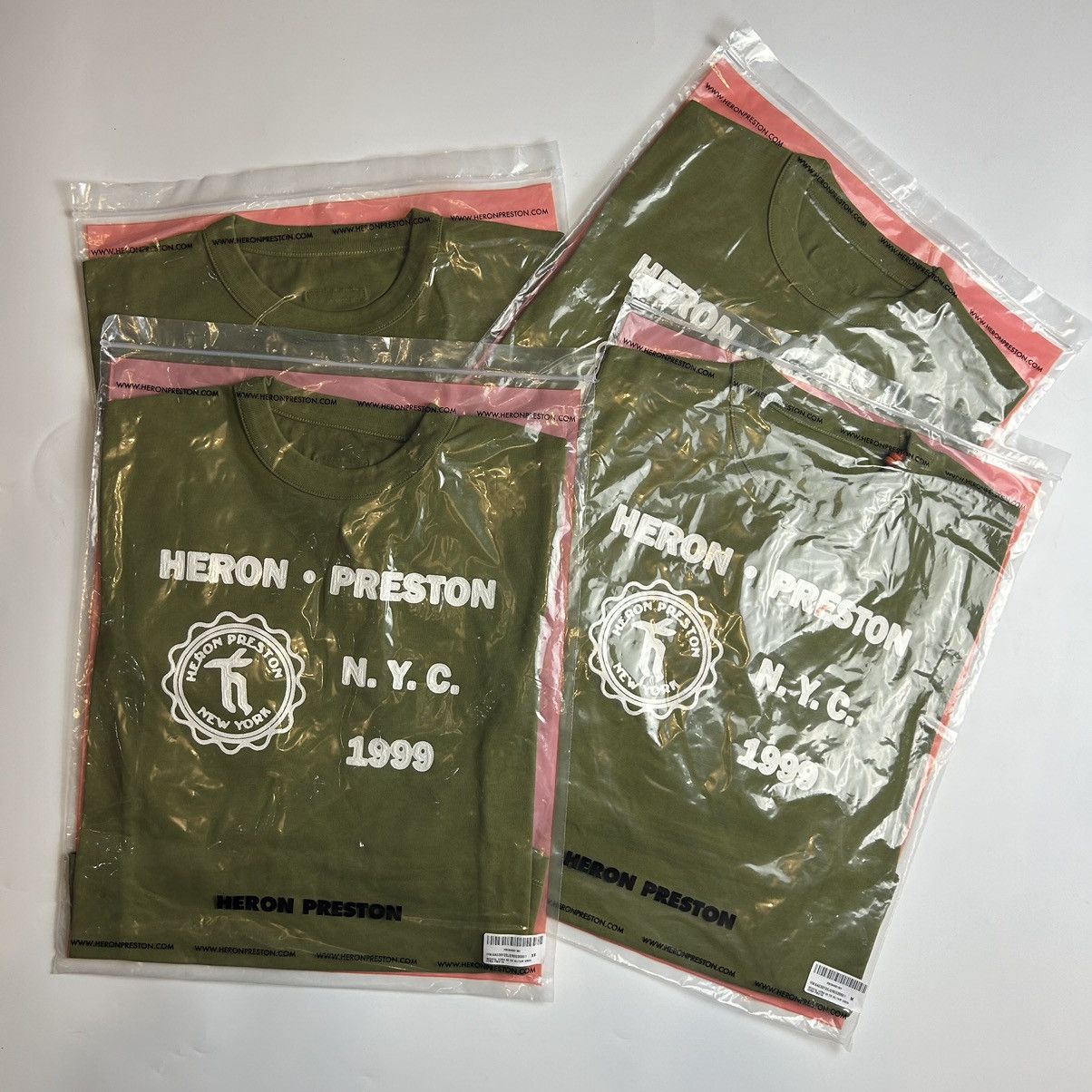 Heron Preston *NEW* Heron Preston Medieval Swans NYC T-shirt Womens Size M / US 6-8 / IT 42-44 - 5 Thumbnail