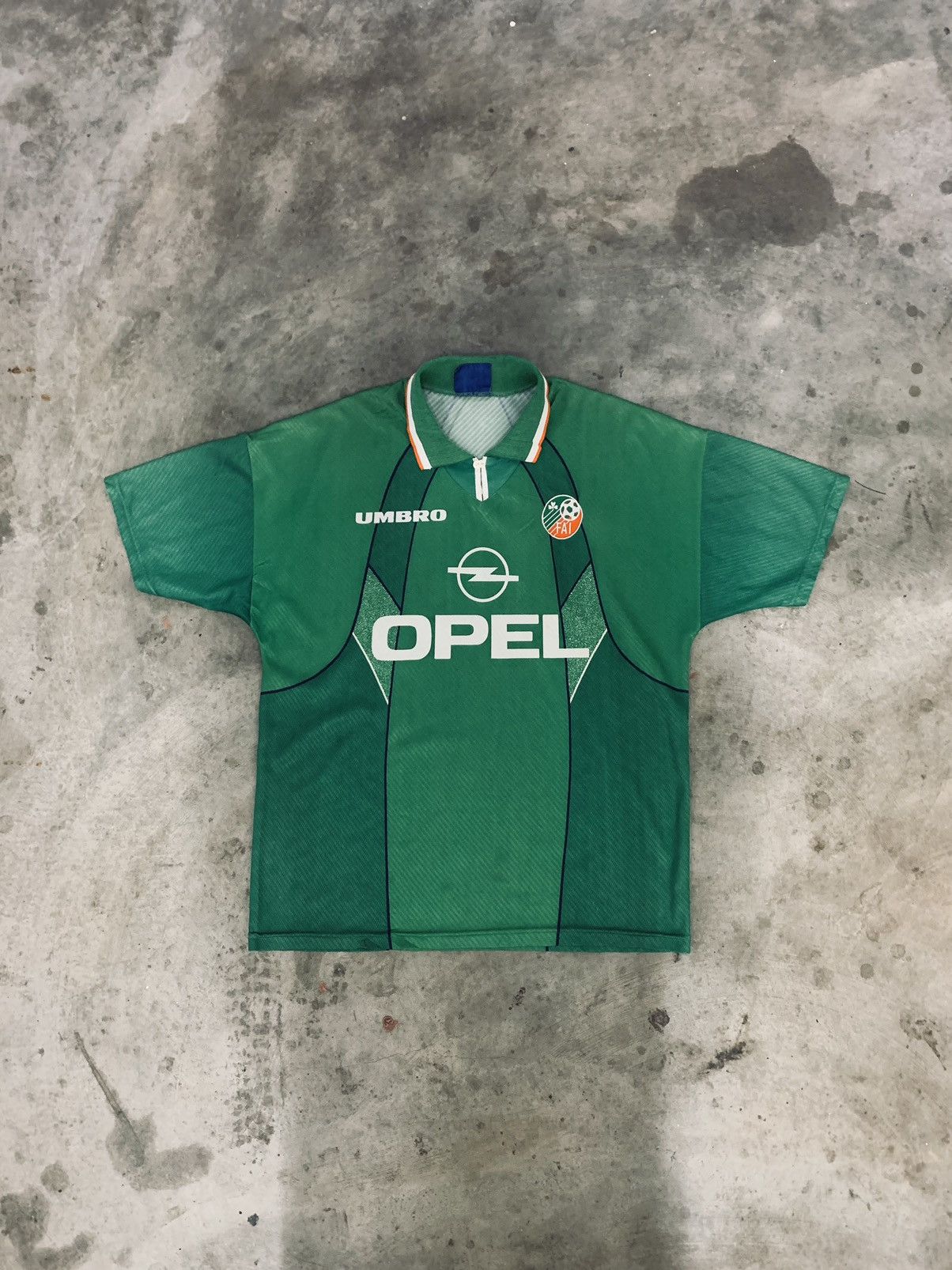 Umbro Ireland Home 1994/95 Size US L / EU 52-54 / 3 - 1 Thumbnail