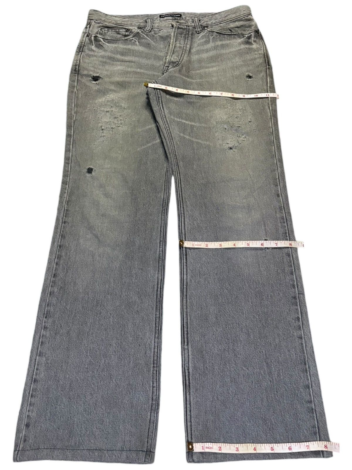 Japanese Brand Vintage Japanese Brand Faded Wash Distress Baggy Jeans Size US 33 - 13 Thumbnail