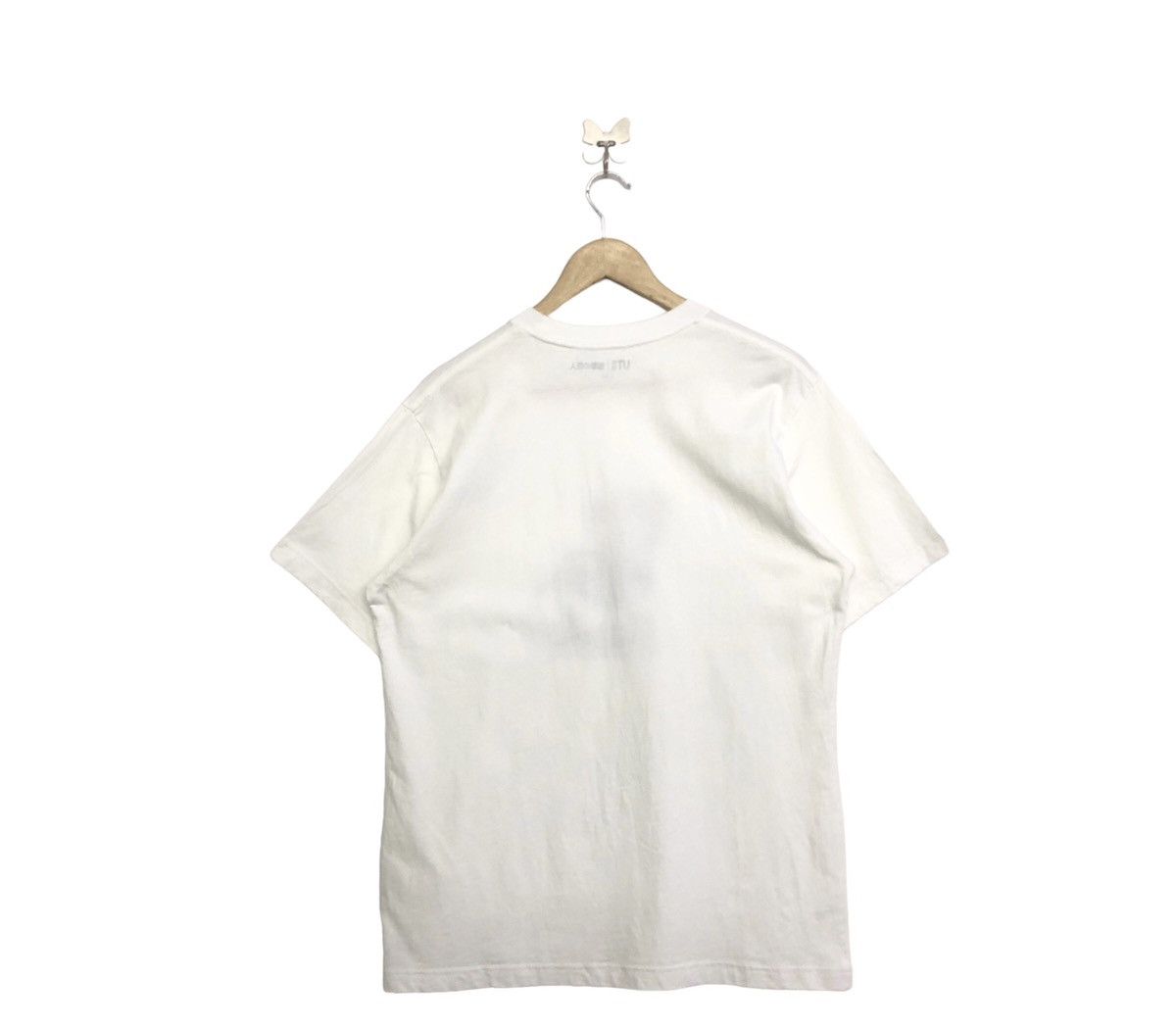 Anime Uniqlo X Attack On Titan Levi Anime Graphic Tshirt Size US L / EU 52-54 / 3 - 2 Thumbnail