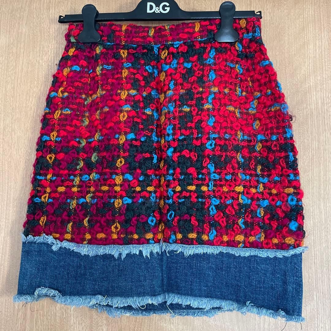 Dolce & Gabbana D&G Dolce & Gabbana knitted skirt multicolor red tones Size 27" / US 4 / IT 40 - 1 Thumbnail