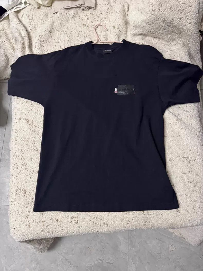 Balenciaga Balenciaga Tape Coke Short Sleeve Size US XS / EU 42 / 0 - 1 Thumbnail