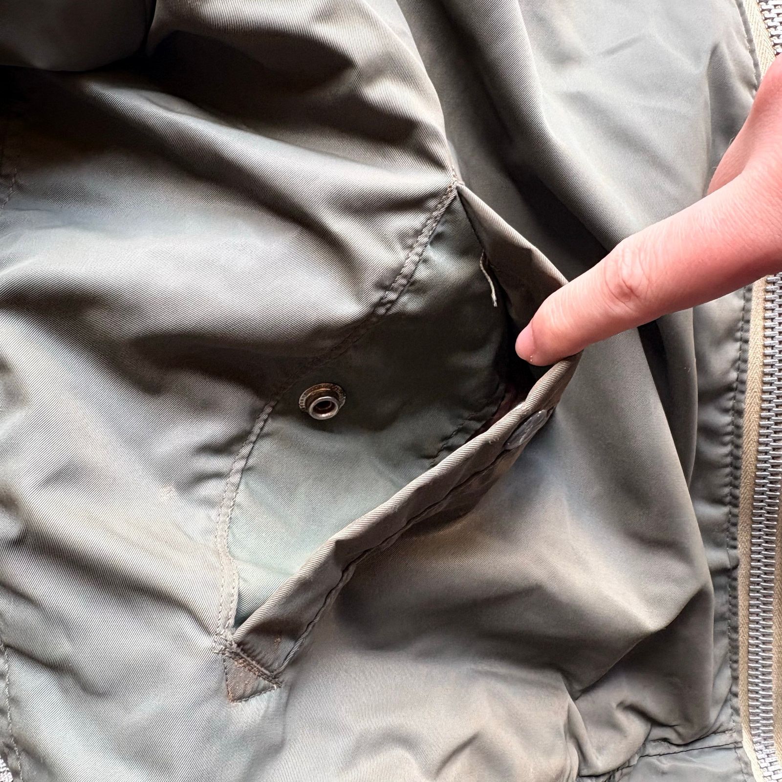 Vintage Vintage Mr. Lee's Jacket Shop Military Flight Jacket Size US L / EU 52-54 / 3 - 5 Thumbnail
