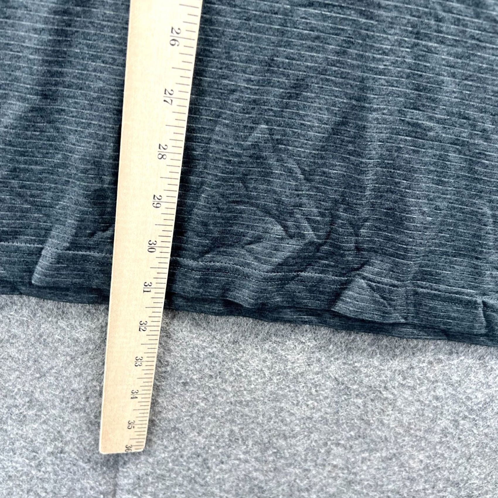 Izod IZOD Polo Shirt Mens XL Gray Preppy Heather Knit Golf Golfer Extra Large Stretch Shirt Polo Mens XL Gray Size US XL / EU 56 / 4 - 4 Thumbnail