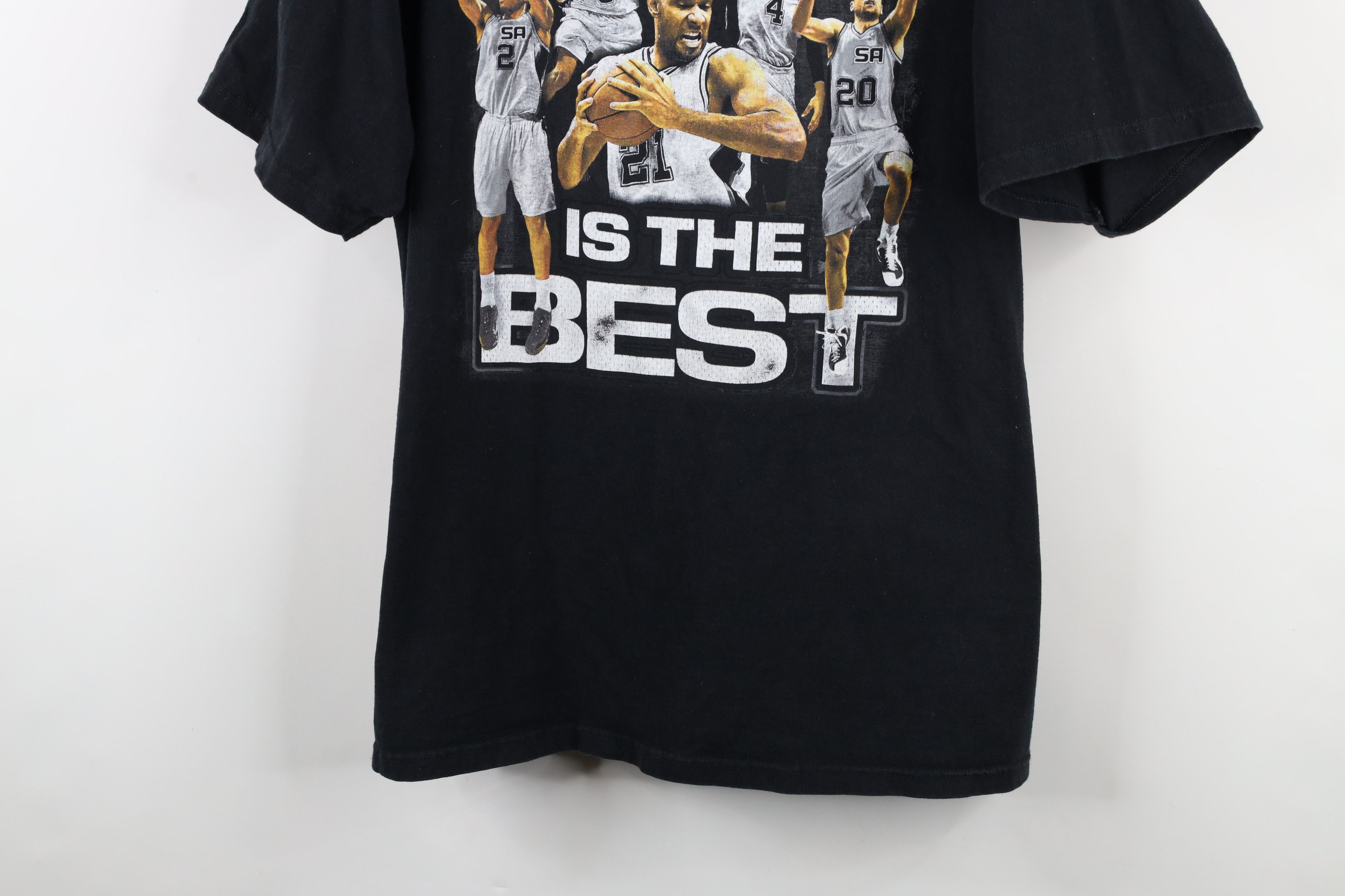 Vintage Vintage Y2K West Is the Best San Antonio Spurs T-Shirt Black Size US XXL / EU 58 / 5 - 3 Thumbnail