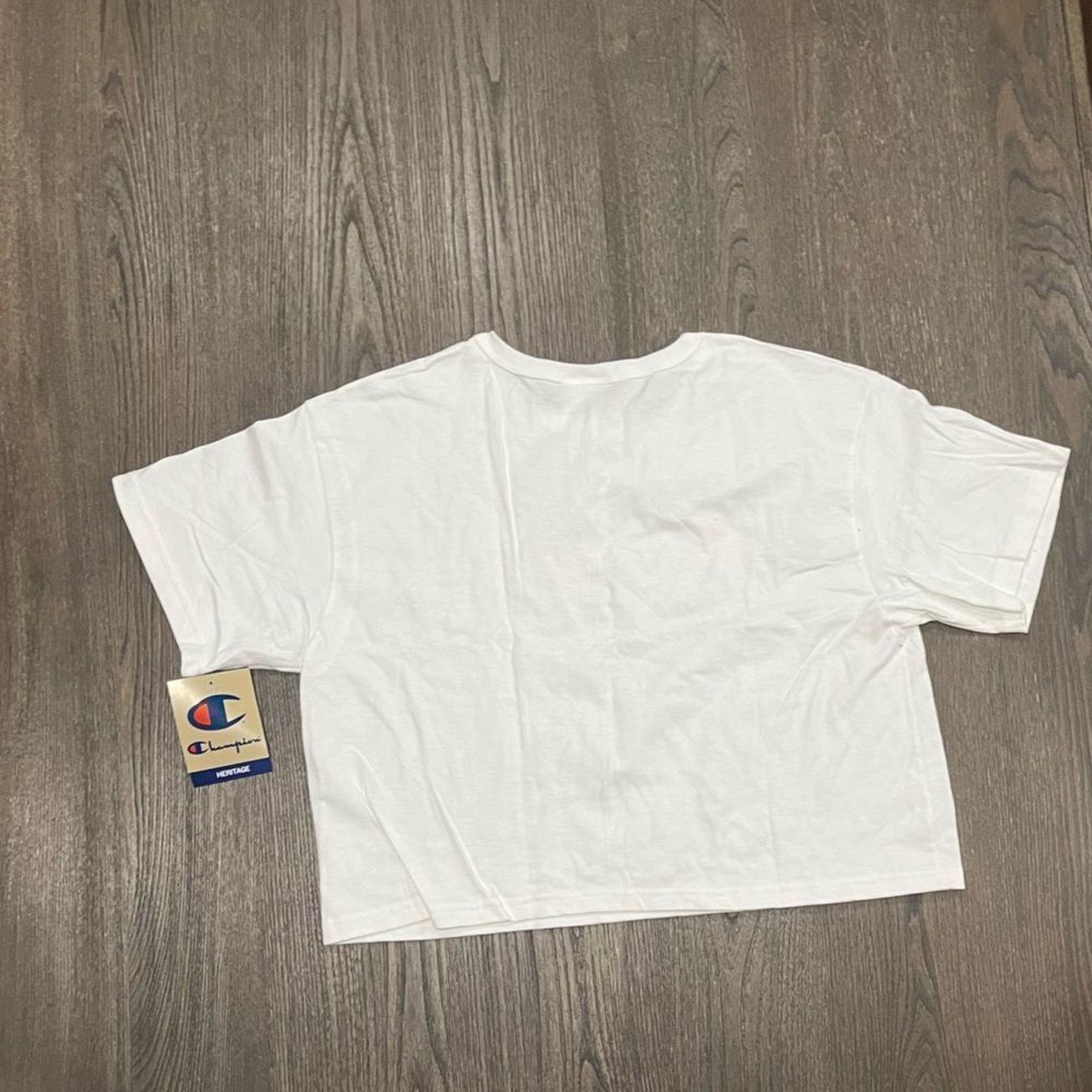 Champion NWT Champion White Floral Graphic Crop Top - Size M Size M / US 6-8 / IT 42-44 - 5 Thumbnail