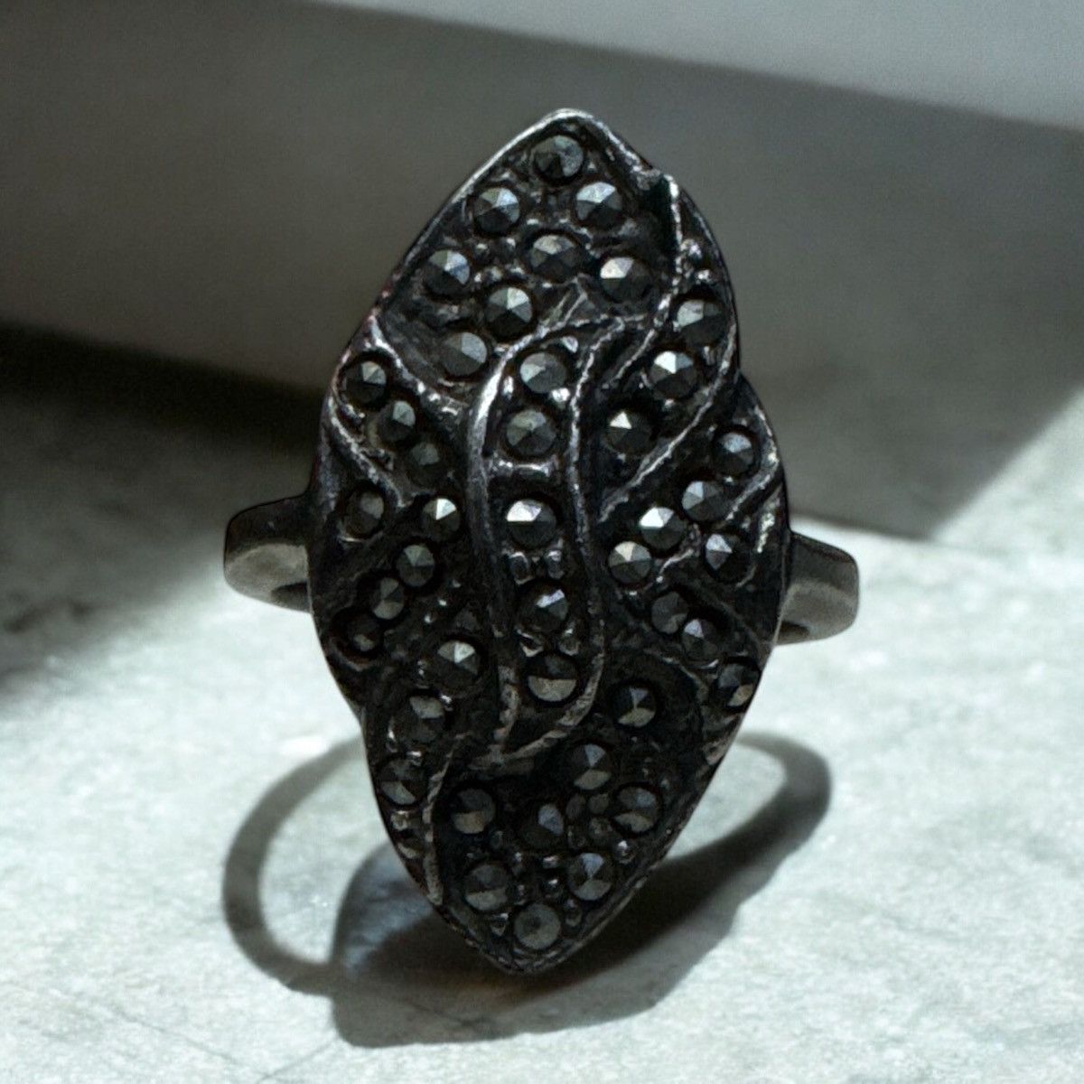 Jewelry VINTAGE STYLE RING SIZE 5.5 Size ONE SIZE - 1 Thumbnail