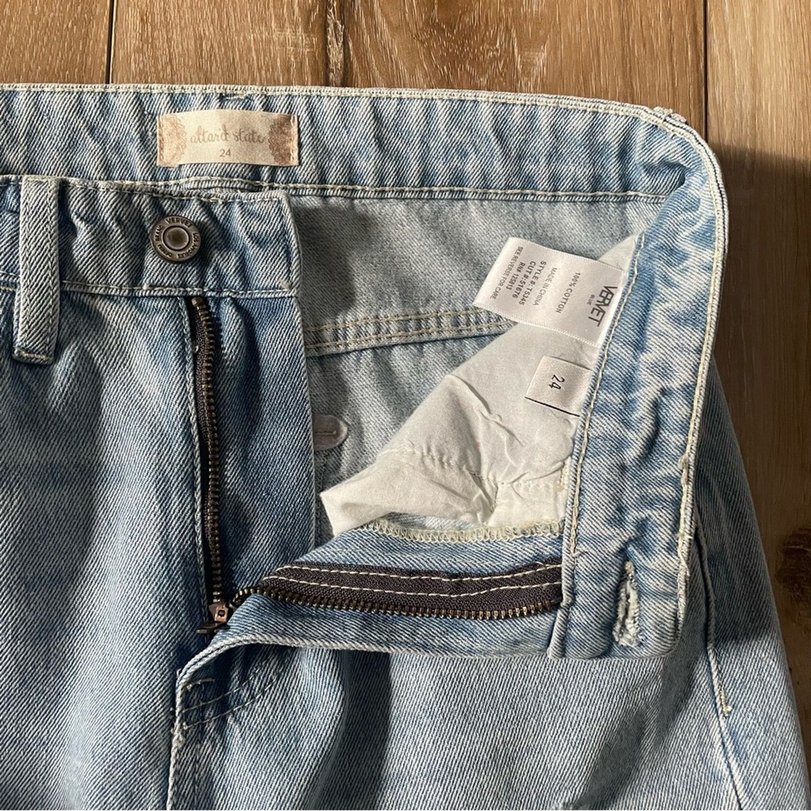 Other Altar’d State 🌺 Kayla Straight Leg Jeans Size 24" / US 00 / IT 34 - 8 Thumbnail