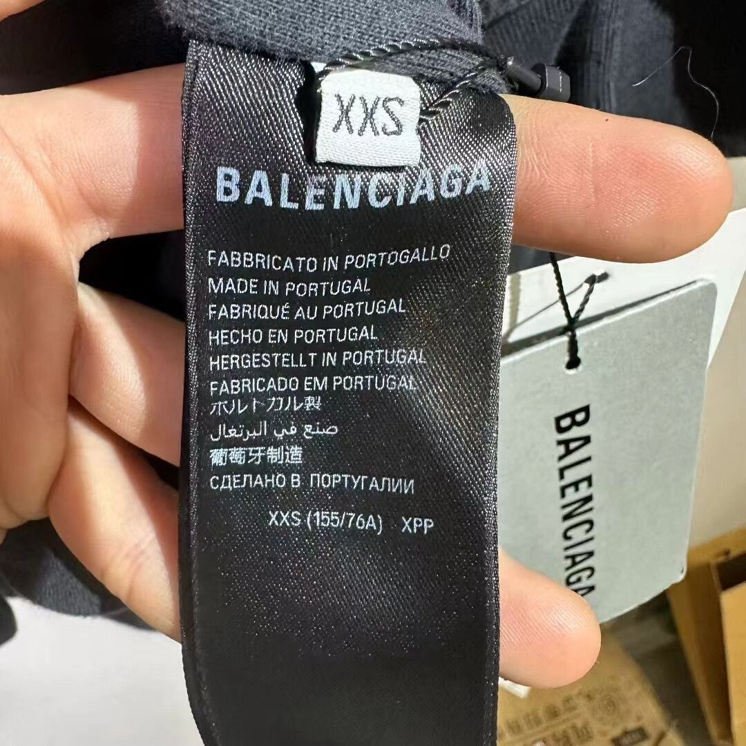Balenciaga Balenciaga Reversed Letter Zip Hoodie Size US XXS / EU 40 - 4 Thumbnail