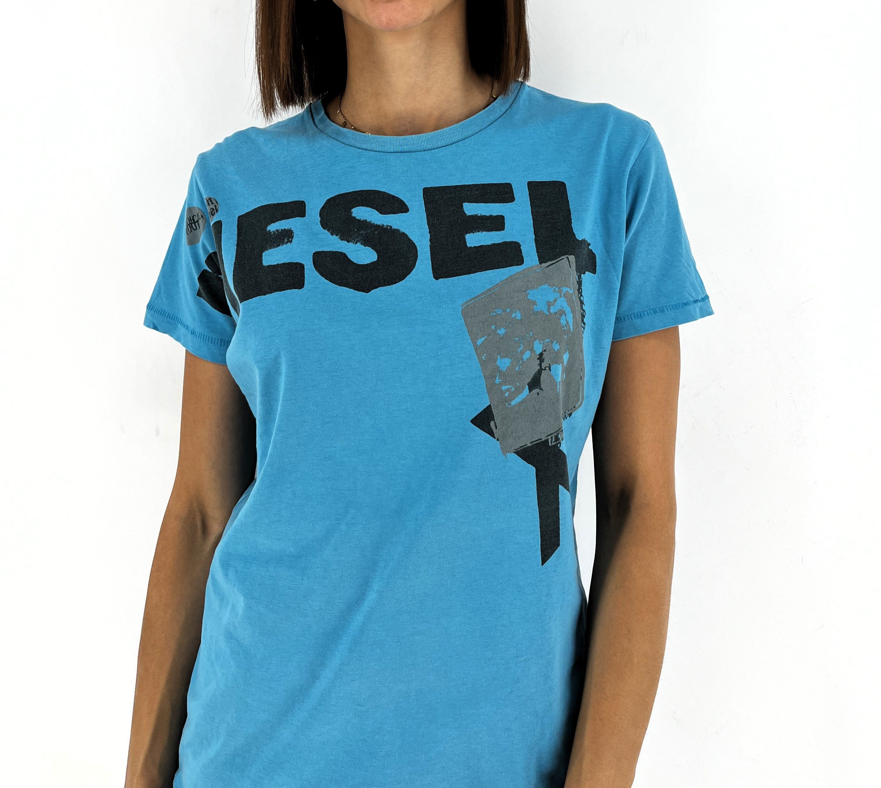 Other Vintage Diesel Japanese Y2K Style Tee Casual Streetwear 90s Size M / US 6-8 / IT 42-44 - 3 Thumbnail