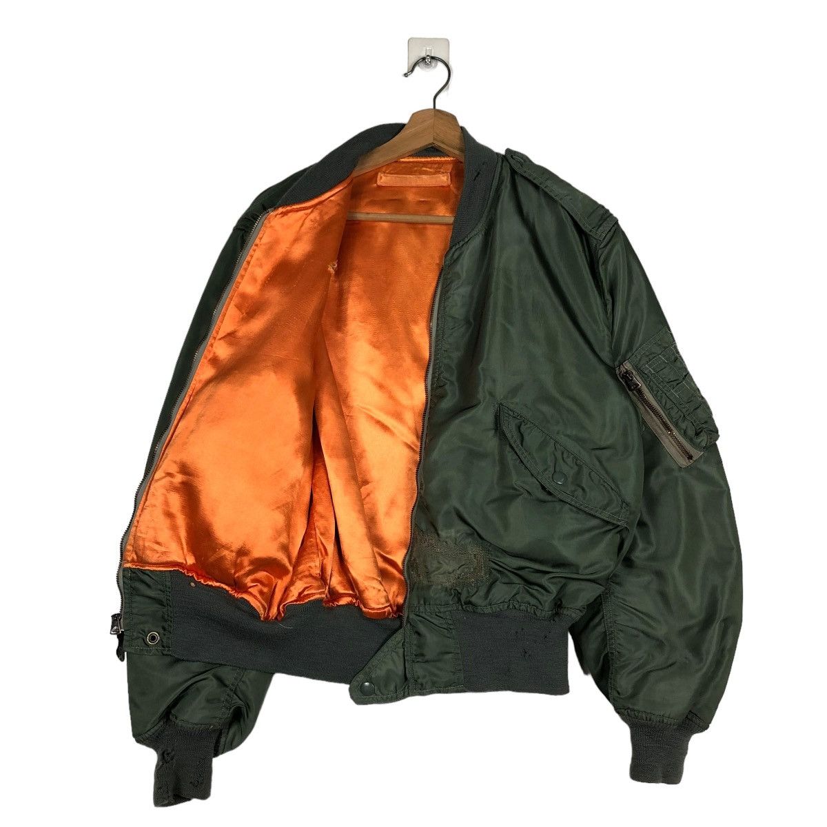 Vintage VINTAGE FLY RIOT RIOT BOMBER JACKET SKYLINE TOYO ENTERPRISE Size US L / EU 52-54 / 3 - 13 Thumbnail