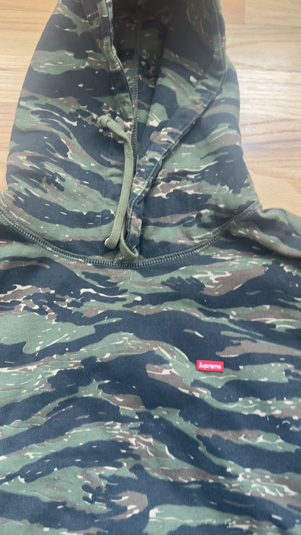Supreme Supreme Tiger Stripe hoodie size L Size US L / EU 52-54 / 3 - 2 Thumbnail