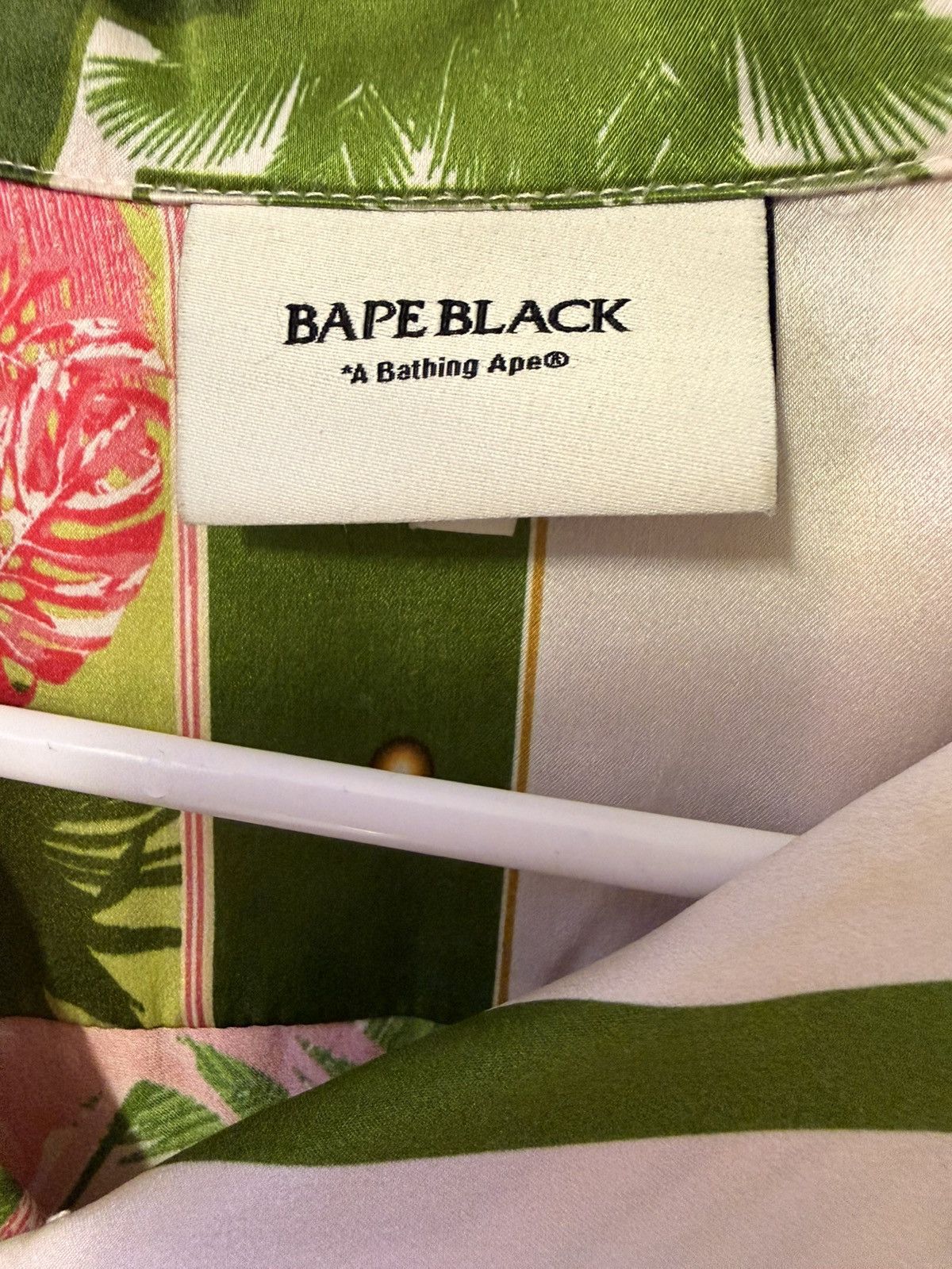 Bape Bape Black Tropical Button-Up – Pink & Green All-Over Print Size US S / EU 44-46 / 1 - 2 Thumbnail
