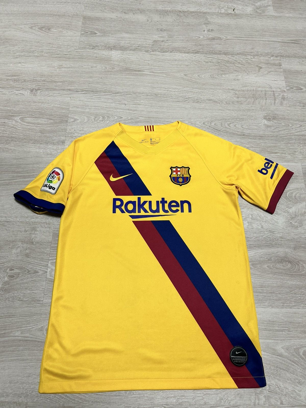 Nike Nike FC Barcelona Soccer’s Jersey 2019/20 away size Small Size US S / EU 44-46 / 1 - 2 Thumbnail