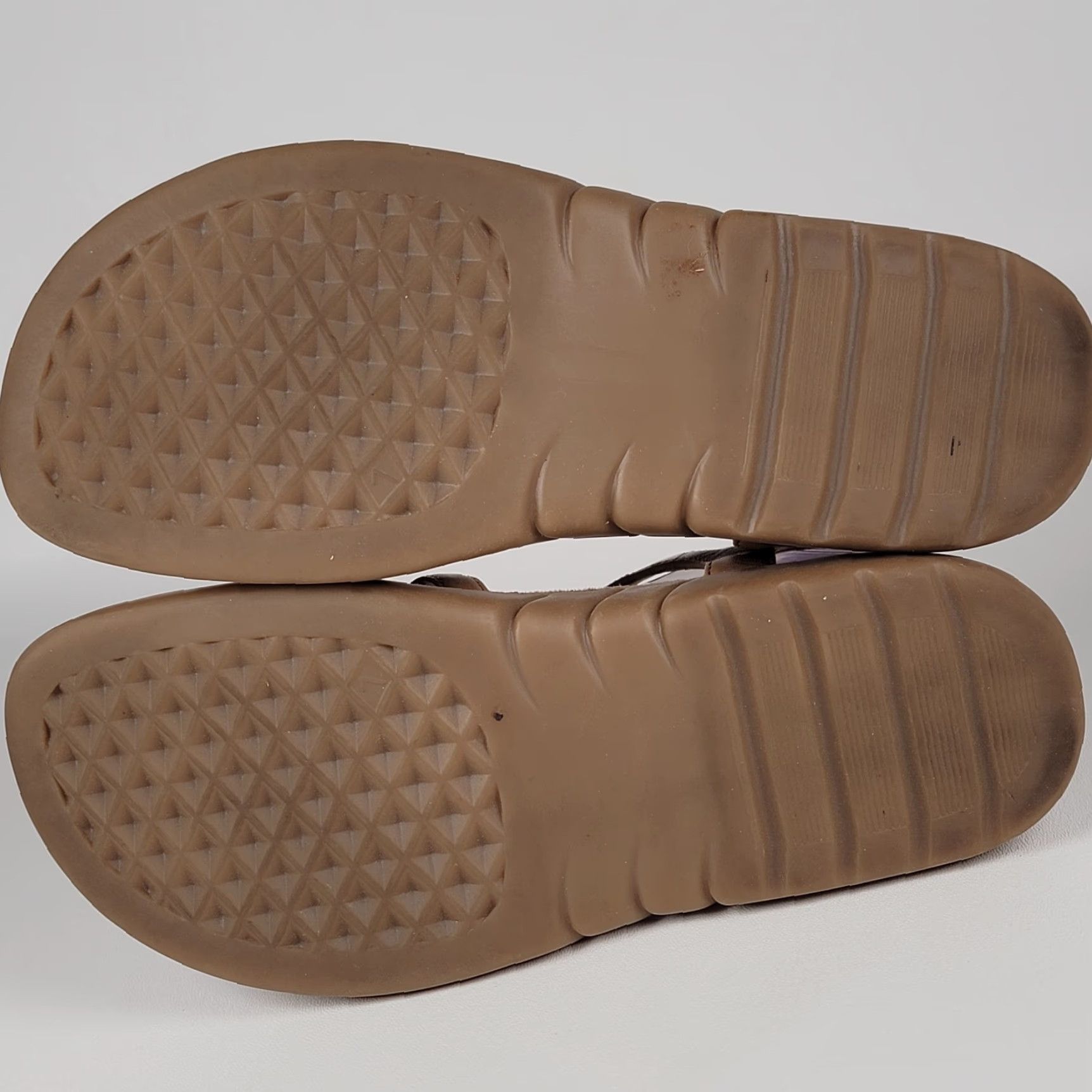 Vintage Aerosoles Sandal Womens Flat Sandals Brown Leather Elastic Slip On Comfort Size 7 Size US 7 / IT 37 - 7 Thumbnail