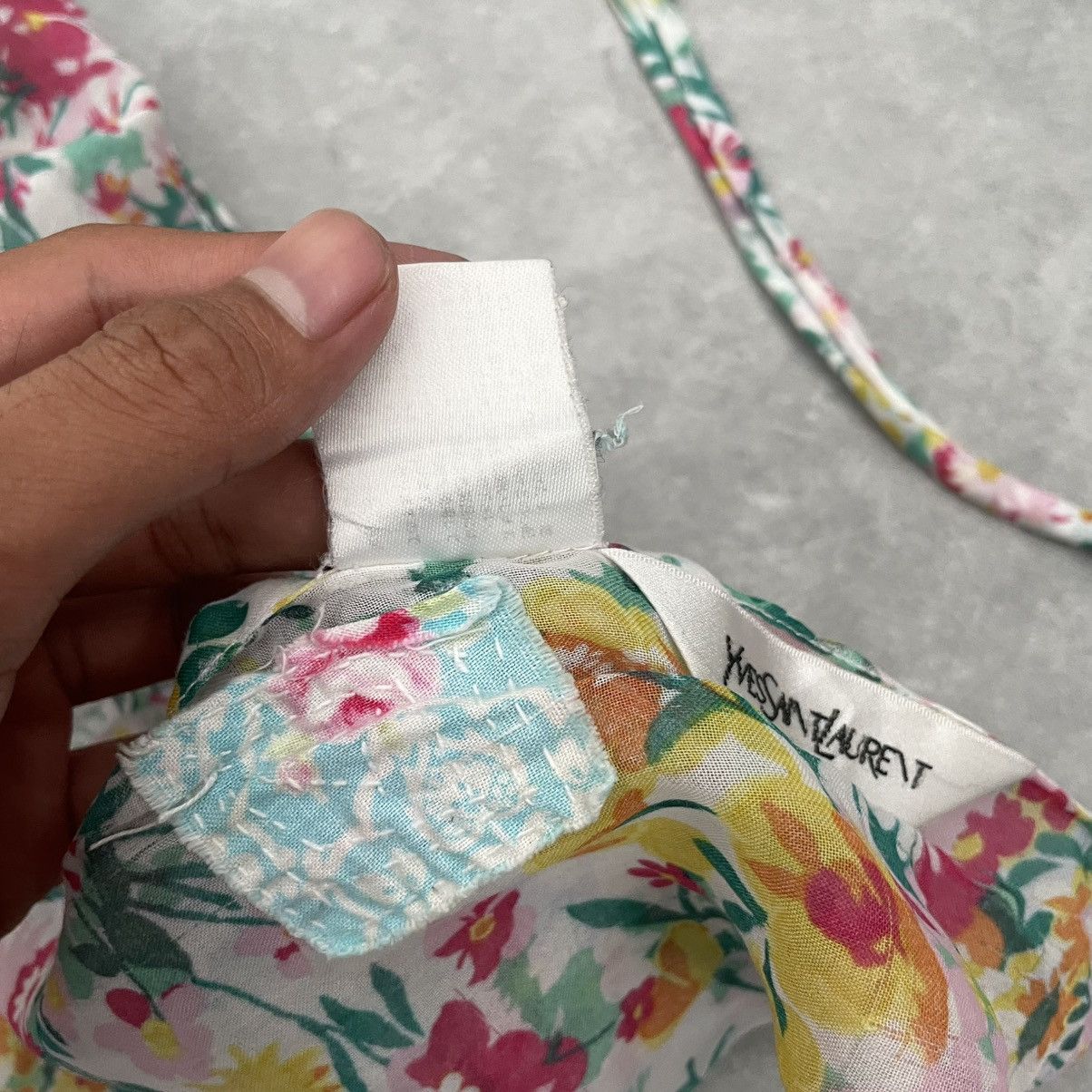 Yves Saint Laurent Yves Saint Laurent Floral Apron Size ONE SIZE - 6 Thumbnail