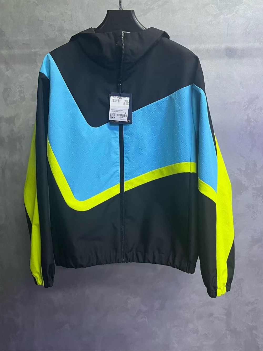 Louis Vuitton Louis Vuitton Monogram Windbreaker Size M Size US M / EU 48-50 / 2 - 1 Thumbnail