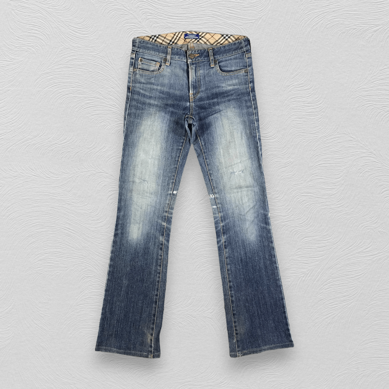 Burberry Burberry Blue Label Flared Jeans KJ2111 Size 30" / US 8 / IT 44 - 1 Thumbnail