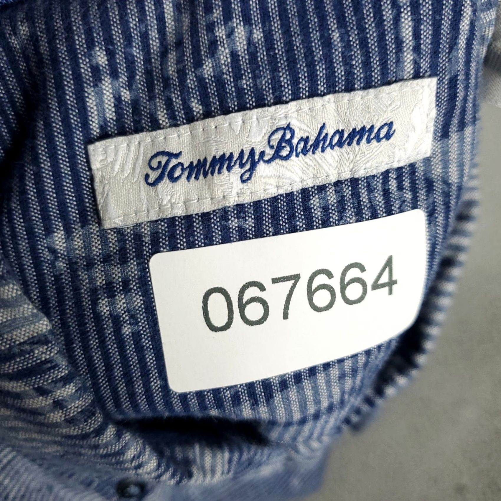Tommy Bahama Tommy Bahama Shirt Mens Large Blue Striped Cotton Blend Button Up Short Sleeve Size US L / EU 52-54 / 3 - 7 Thumbnail