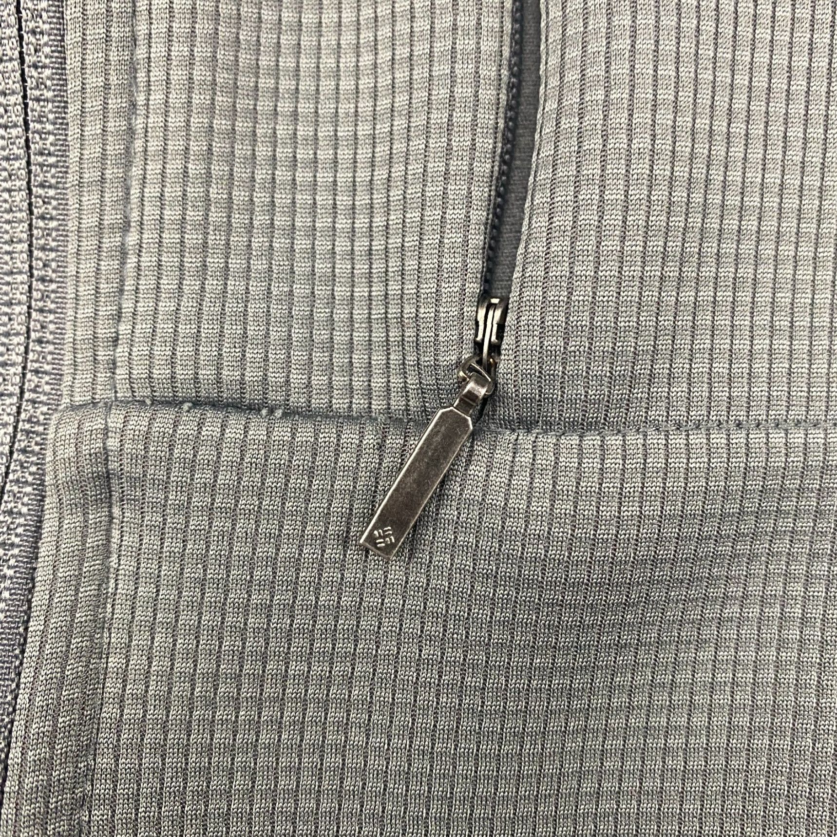 Vintage VINTAGE? No. Columbia Sweatshirt Mens M Gray Full Zip Omni Dry Fleece Lined Outdoor Shirt Mens M Gray Full Zip Omni Dry Fleece Lined Outdoor Size US M / EU 48-50 / 2 - 6 Thumbnail