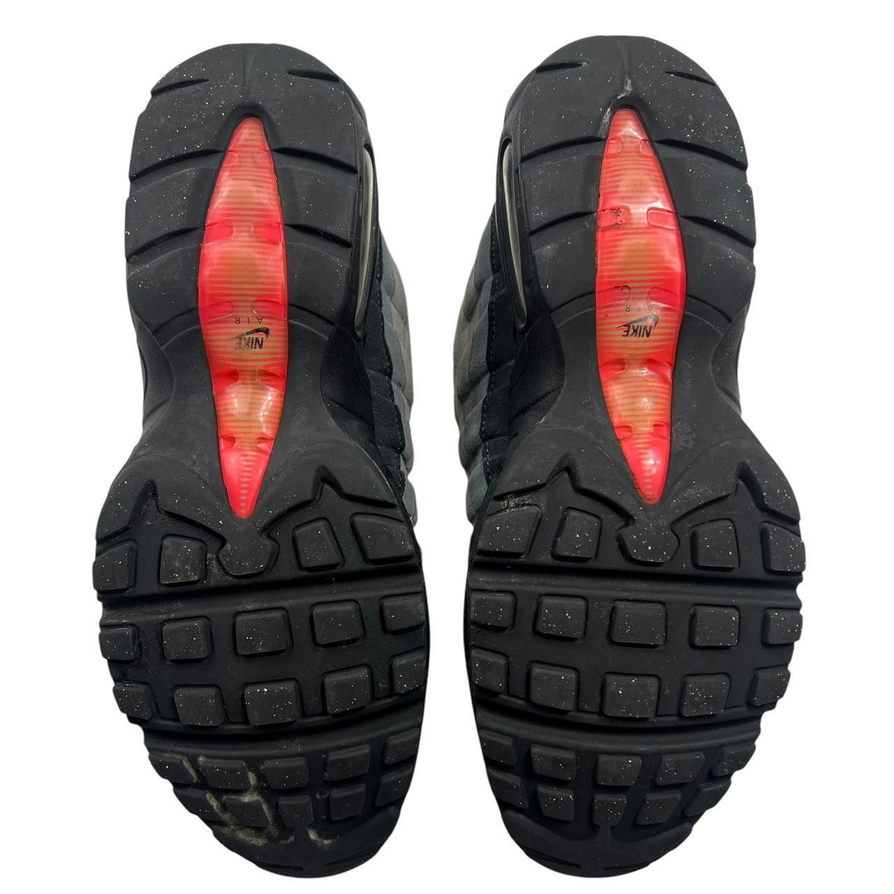 Nike Nike Air Max 95 OG Solar Red 2018 Size US 10 / EU 44 / UK 9 Size US 10 / EU 43 - 8 Thumbnail