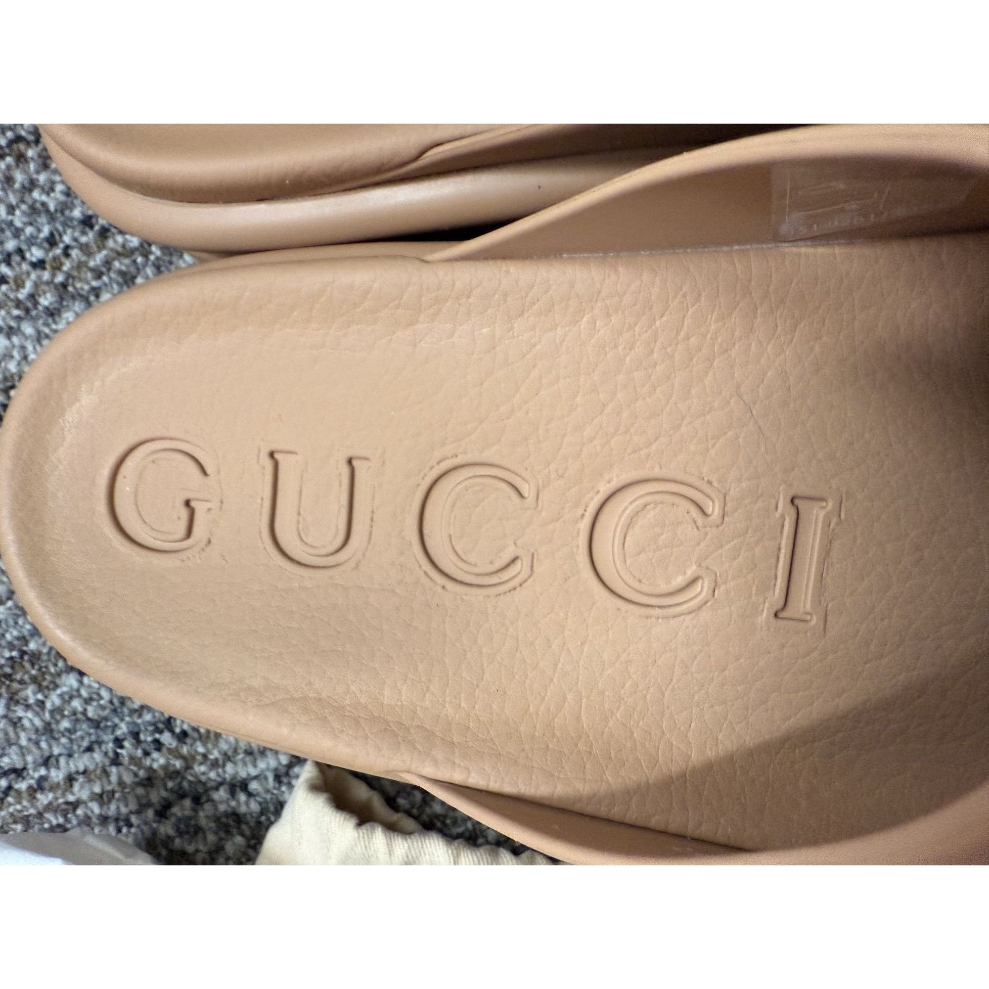 Gucci Gucci Beige Rubber GG Logo Slide Sandals Made In Italy Size Size US 7 / IT 37 - 5 Thumbnail
