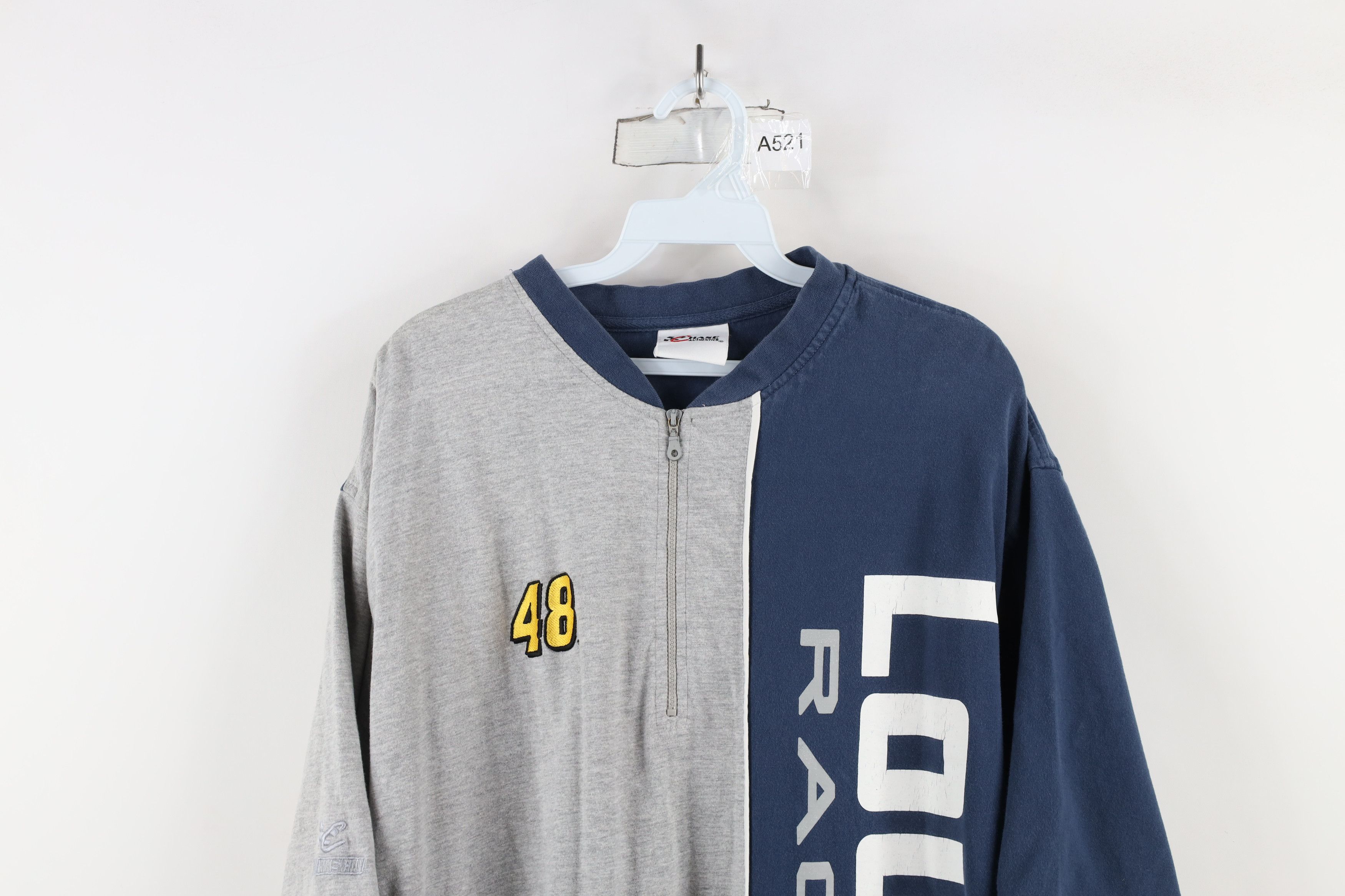 Vintage Vintage NASCAR Jimmie Johnson Lowes Racing Team Zip T-Shirt Size US XXL / EU 58 / 5 - 2 Thumbnail