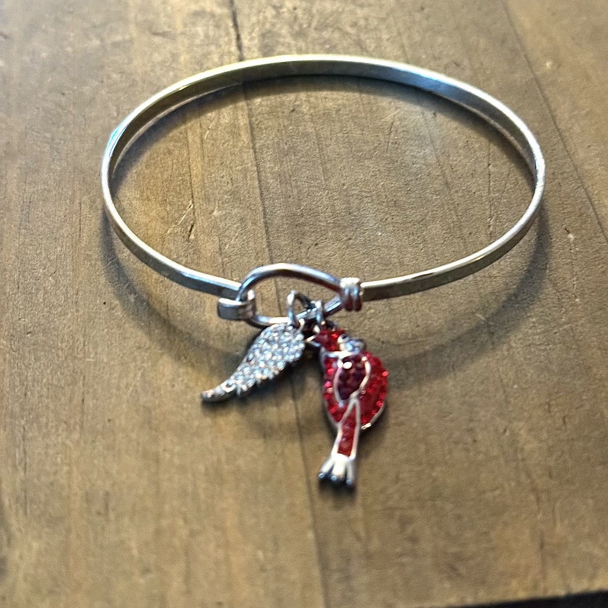 Other Silver tone cardinal charm bangle bracelet Size ONE SIZE - 6 Thumbnail