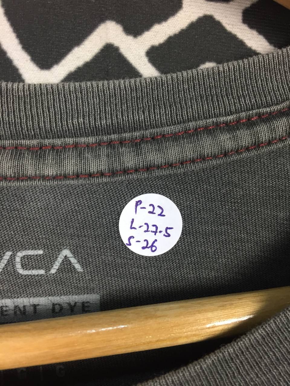 RVCA RVCA Artis Network Program White Noise Longsleeve Tee Size US L / EU 52-54 / 3 - 11 Thumbnail