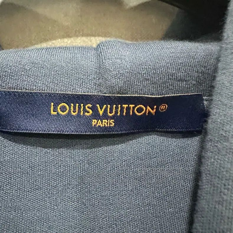 Louis Vuitton Louis Vuitton Fey Tung Beaded Zipper Embroidered Letter Ja Size US XXL / EU 58 / 5 - 3 Thumbnail