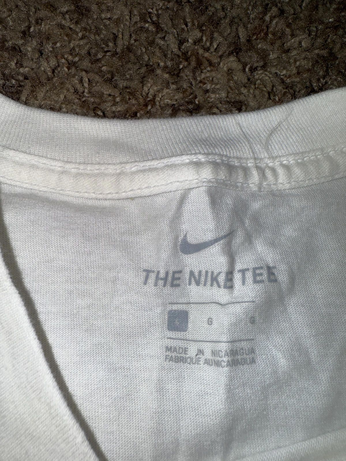 Nike Nike Men’s Los Angeles Lakers Champions Club Roaster T-Shirt Size US L / EU 52-54 / 3 - 2 Thumbnail