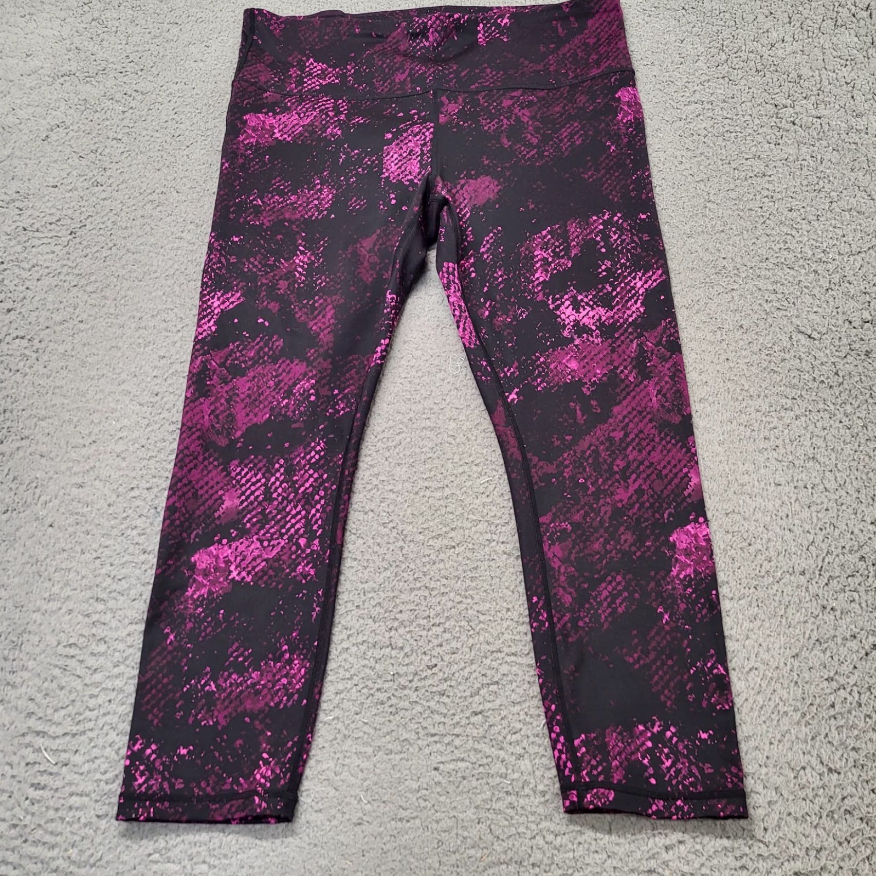 Gap GapFit Leggings Women's XL Black Pink Snakeskin Print Ankle Athletic Activewear Size 40" / US 18 - 2 Thumbnail