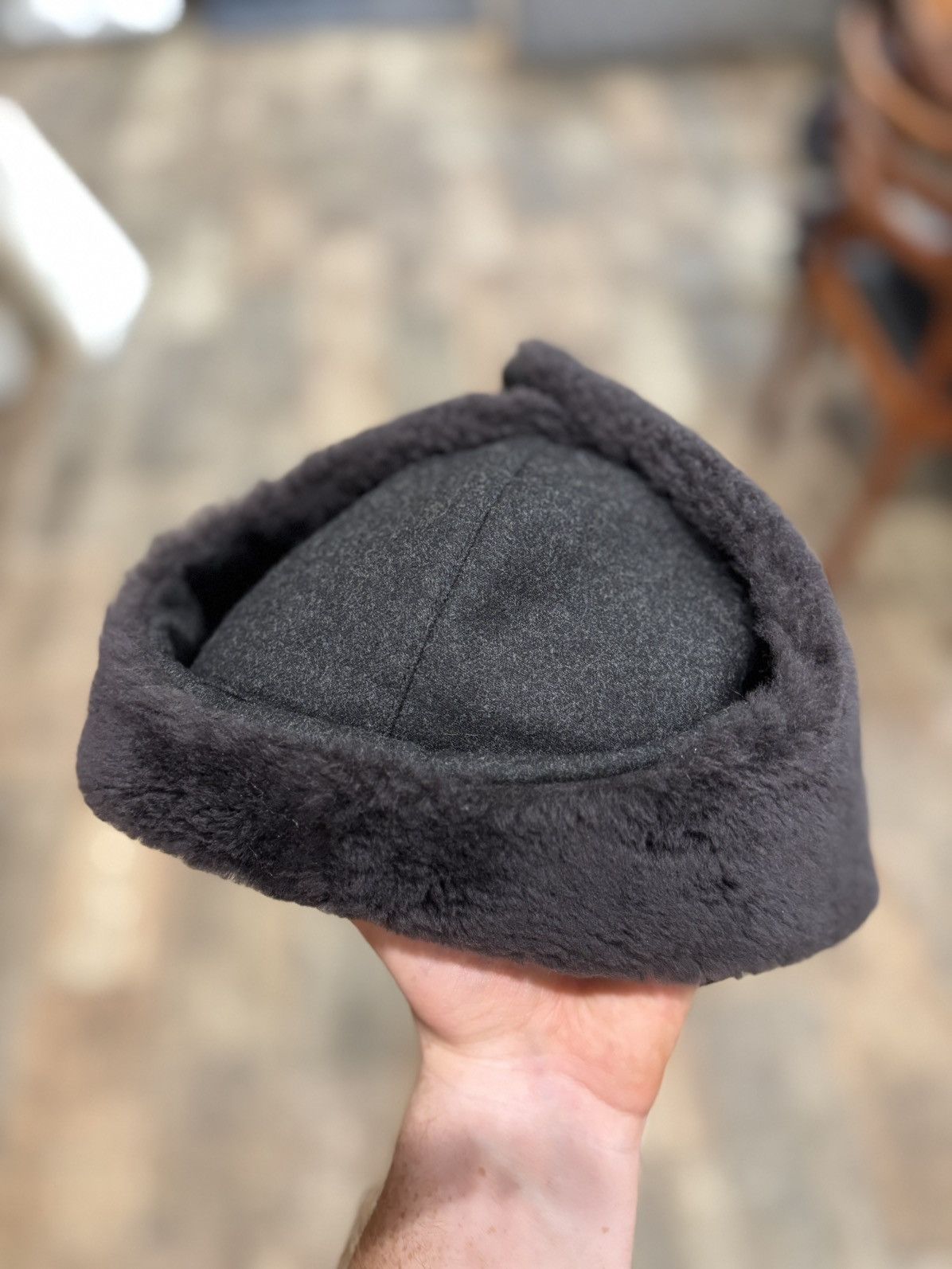 Louis Vuitton FW18 Alps Patches Fur Trapper Hat Size ONE SIZE - 4 Thumbnail
