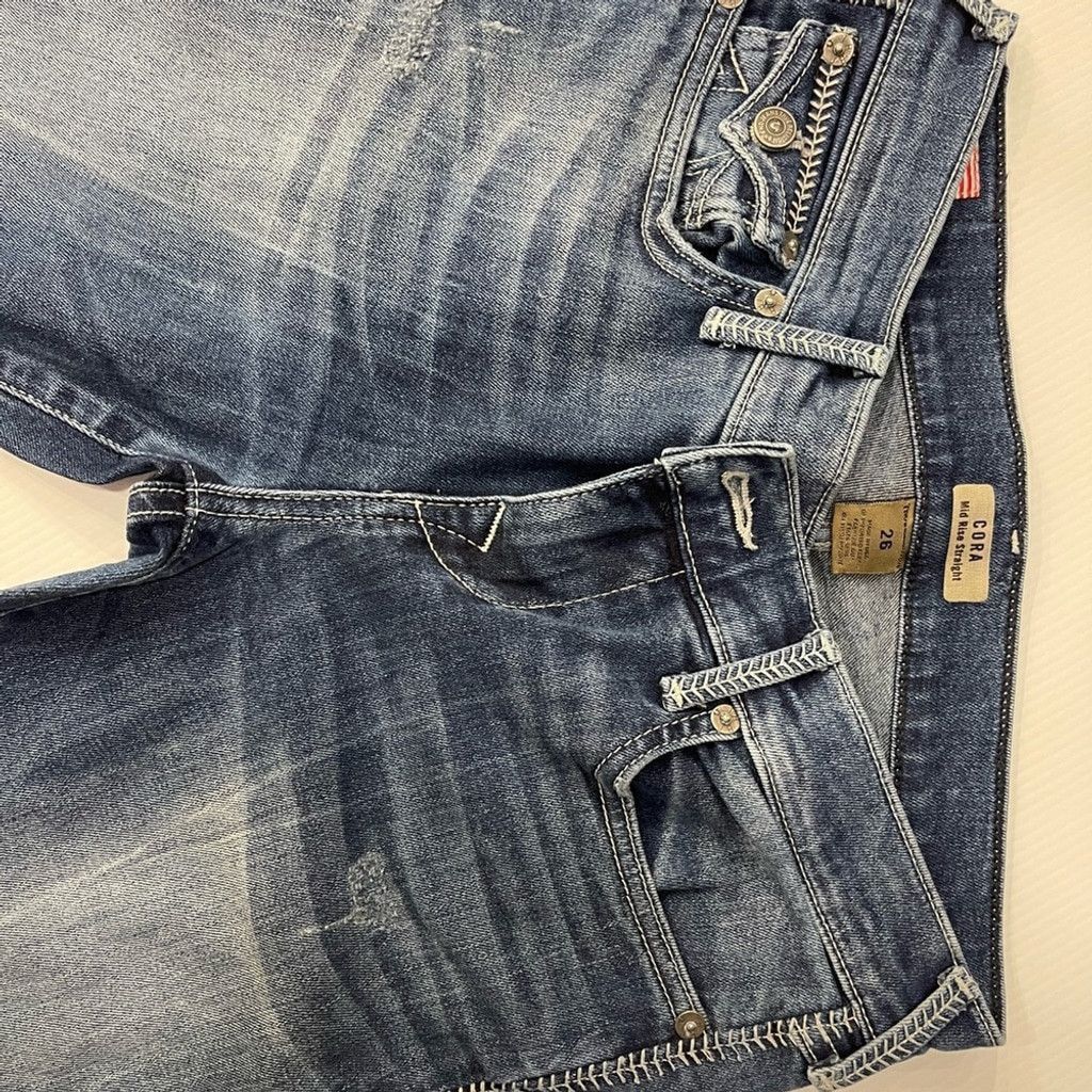 True Religion True Religion Cora mid rise blue jeans size 26 Size 26" / US 2 / IT 38 - 3 Thumbnail