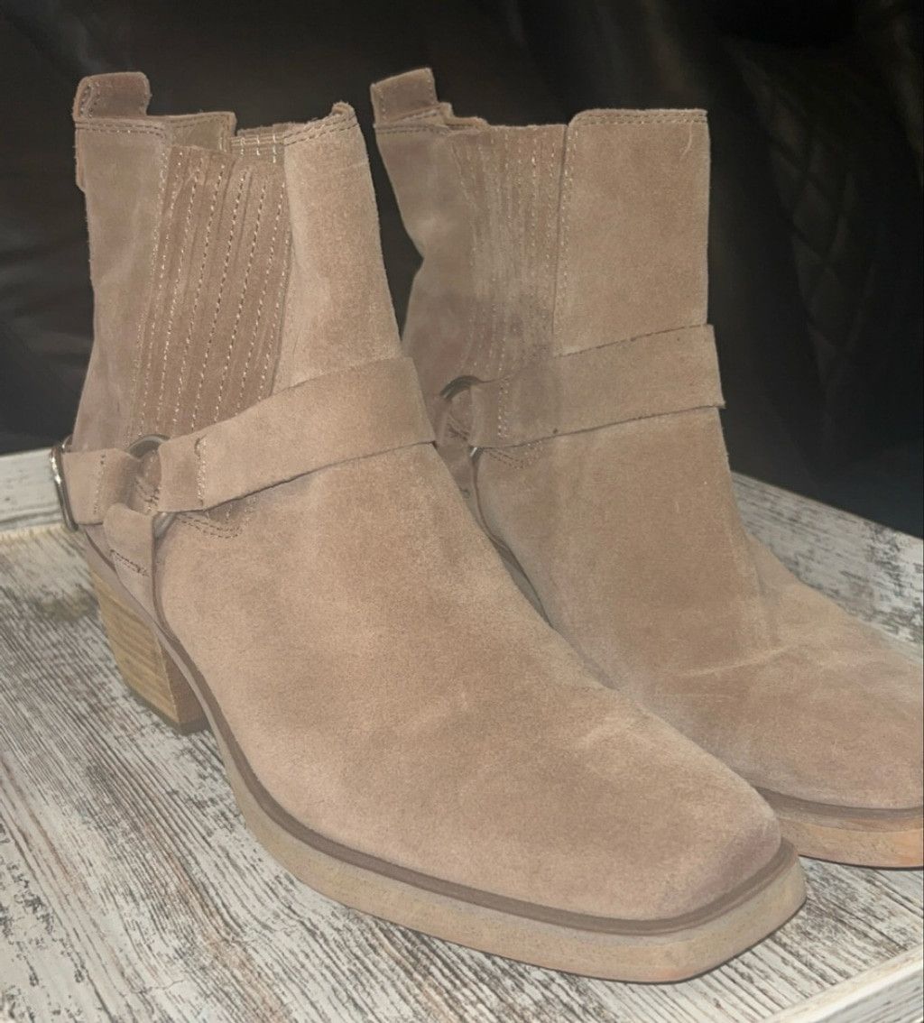 Sam Edelman Women's Sam Edelman Beige Suede Ankle Boots & Booties Size 9 Size US 7 / IT 37 - 1 Thumbnail
