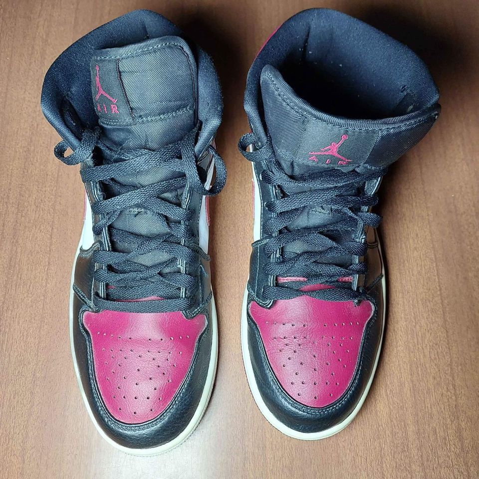 Jordan Brand Size 8 - Nike Air Jordan 1 Mid Noble Red - Fast Shipping Size US 8 / EU 41 - 3 Thumbnail
