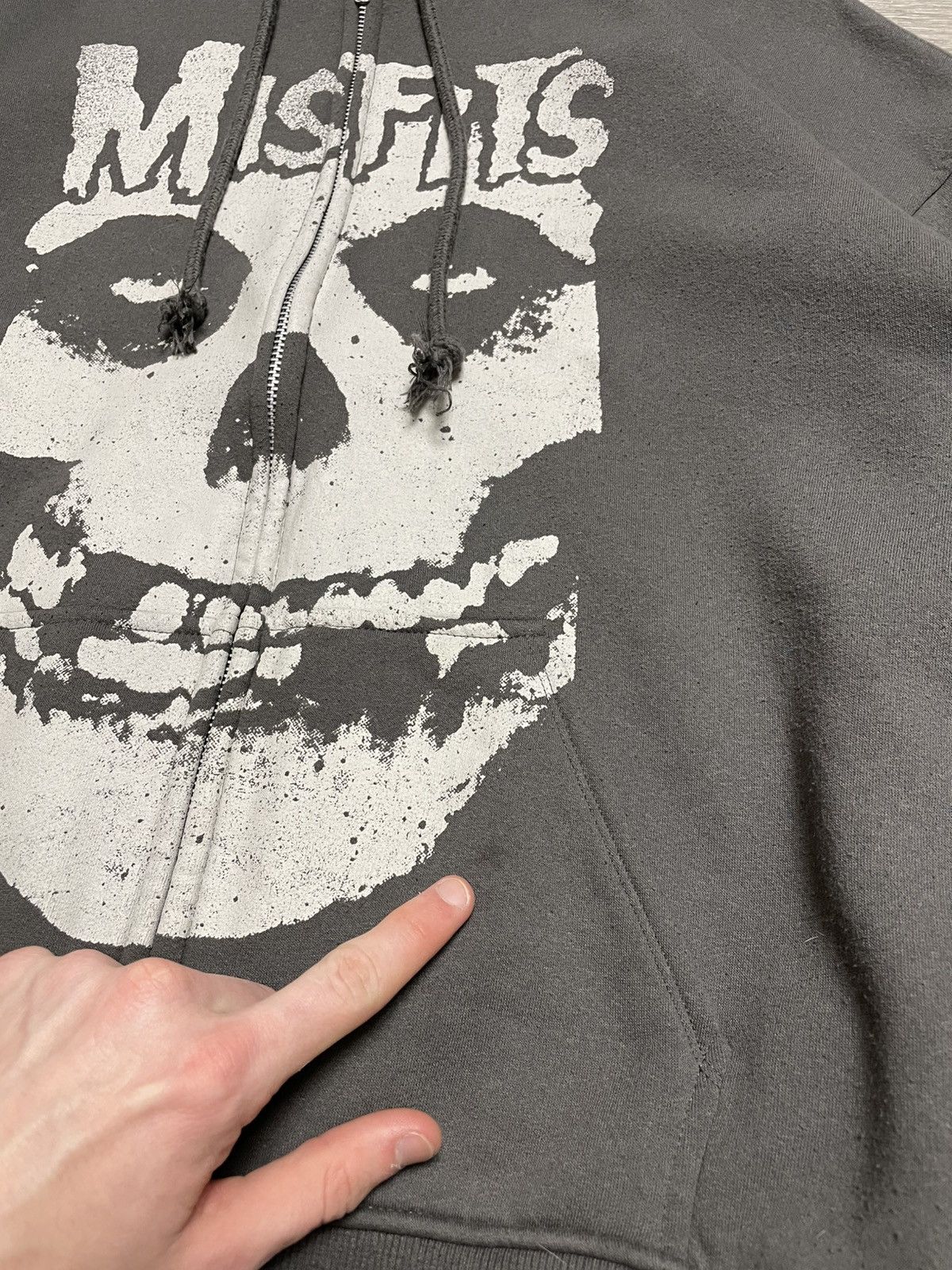 Misfits Misfits Big Logo Oversized Zip-Up Hoodie Y2K Rock Band Punk Size US L / EU 52-54 / 3 - 6 Thumbnail