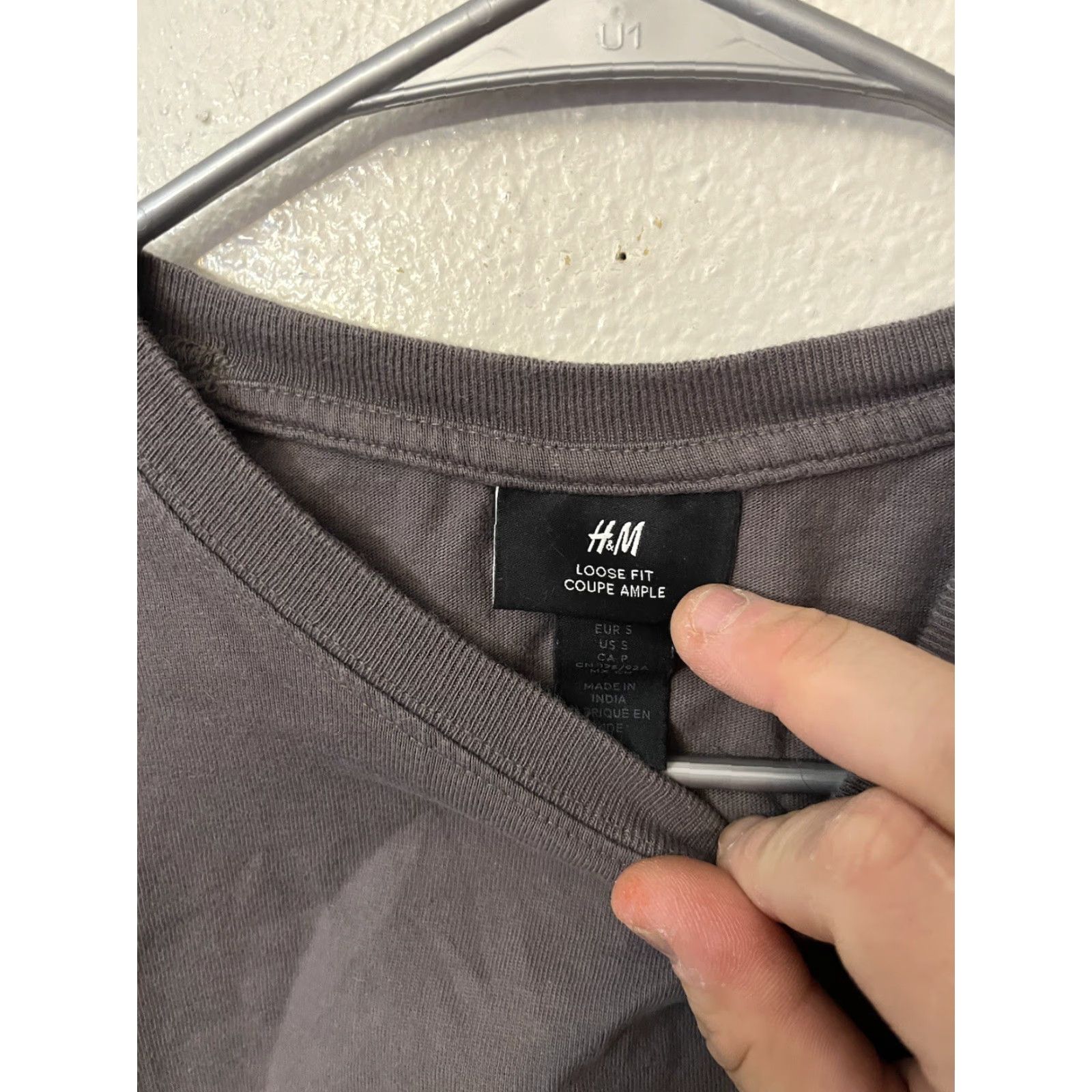 H&M H&M Mens Casual Short Sleeve Crew Neck T-Shirt Size S Gray Dark Loose Fit Mens Shirt Size US S / EU 44-46 / 1 - 3 Thumbnail