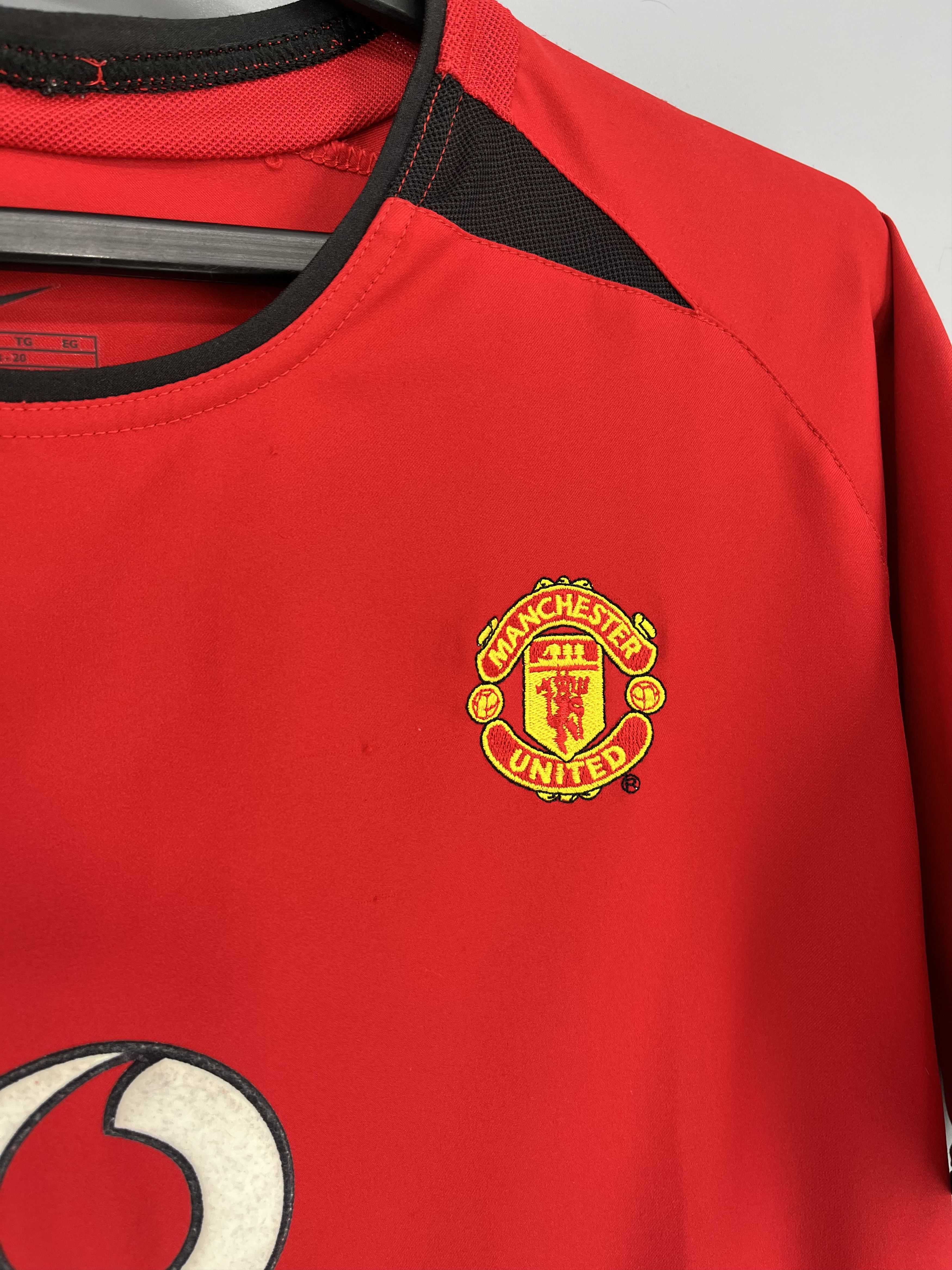 Nike Nike Manchester United 2002/2004 Home Vintage Soccer Jersey Size US M / EU 48-50 / 2 - 7 Thumbnail