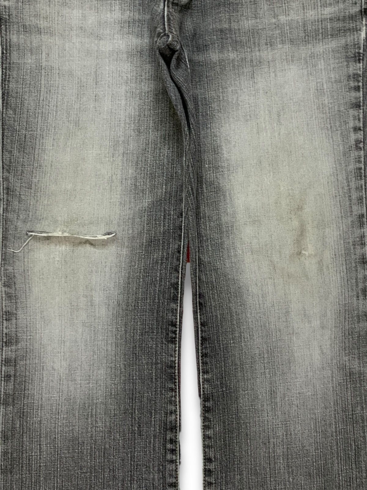 Wrangler Vintage Wrangler Faded Wash Distressed Flare Jeans Size 30" / US 8 / IT 44 - 5 Thumbnail