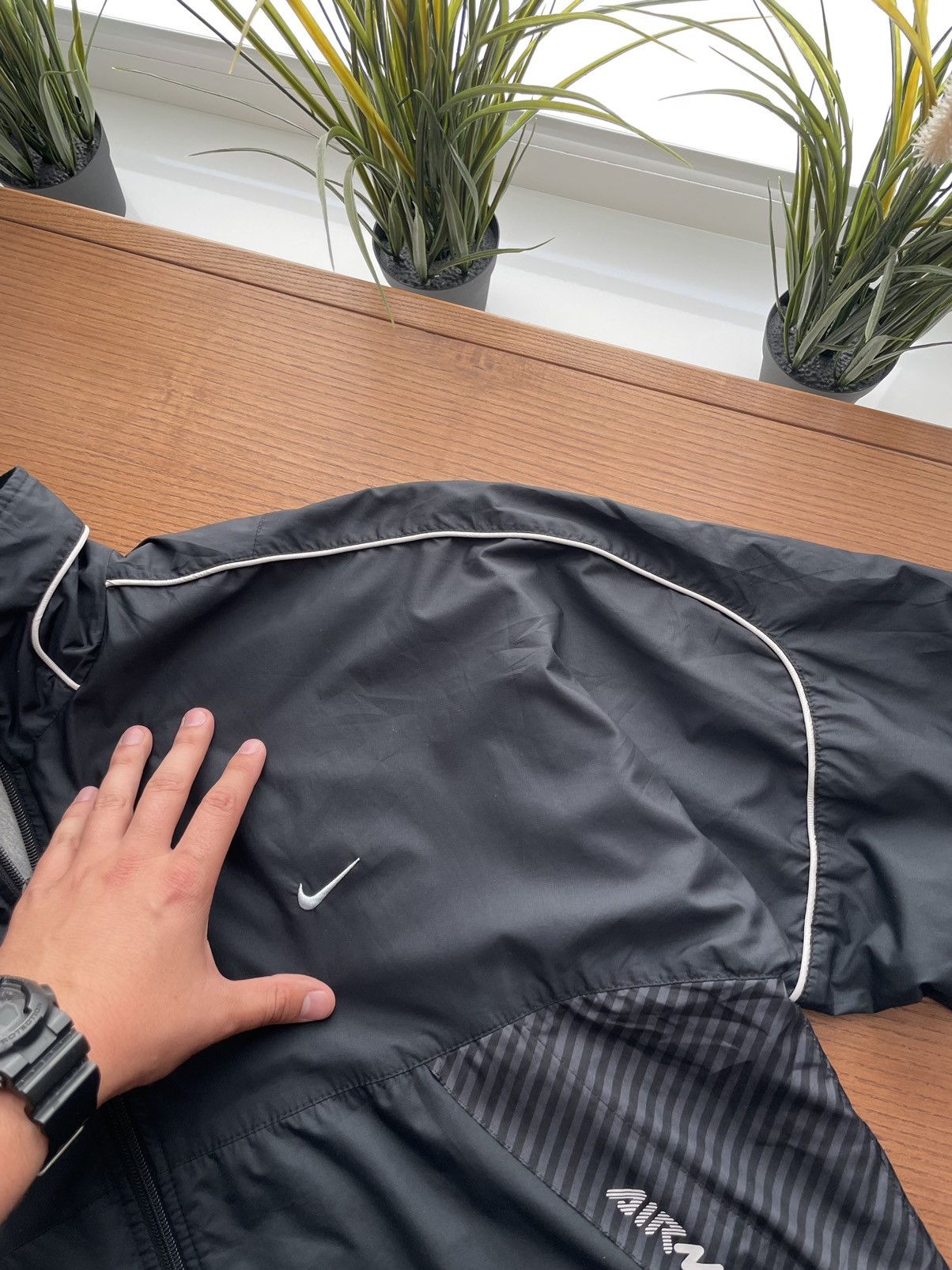 Nike × Vintage Vintage Nike Y2K AirMax 360 Logo Nylon Drill Jacket Bomber Size US L / EU 52-54 / 3 - 11 Thumbnail
