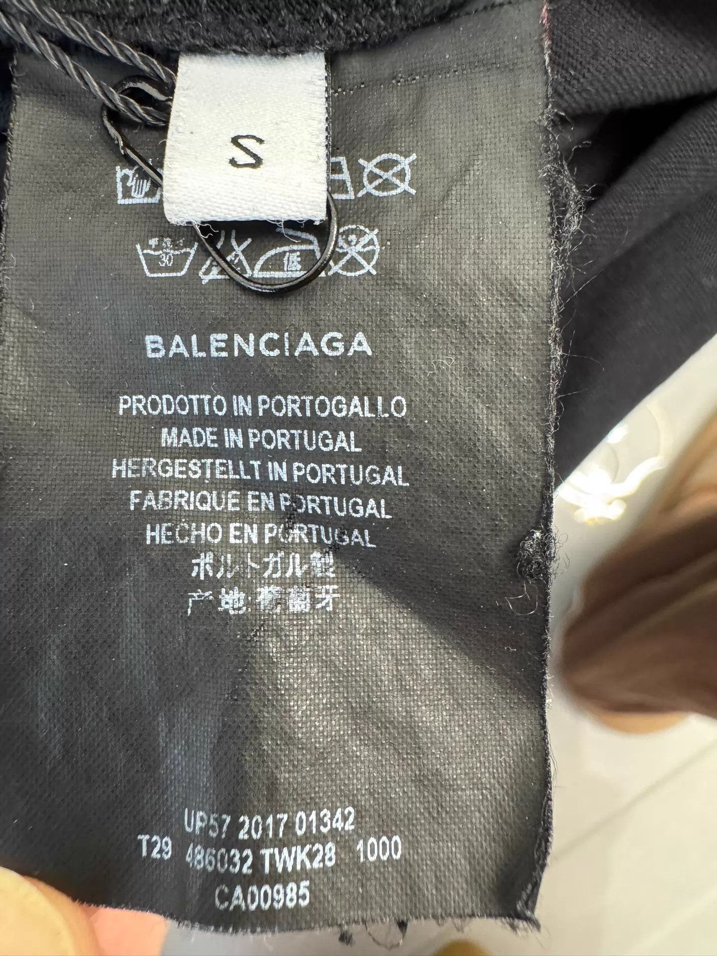 Balenciaga Balenciaga Coke Short Sleeve T - Shirt S 486032TWK281000 Size US S / EU 44-46 / 1 - 7 Thumbnail