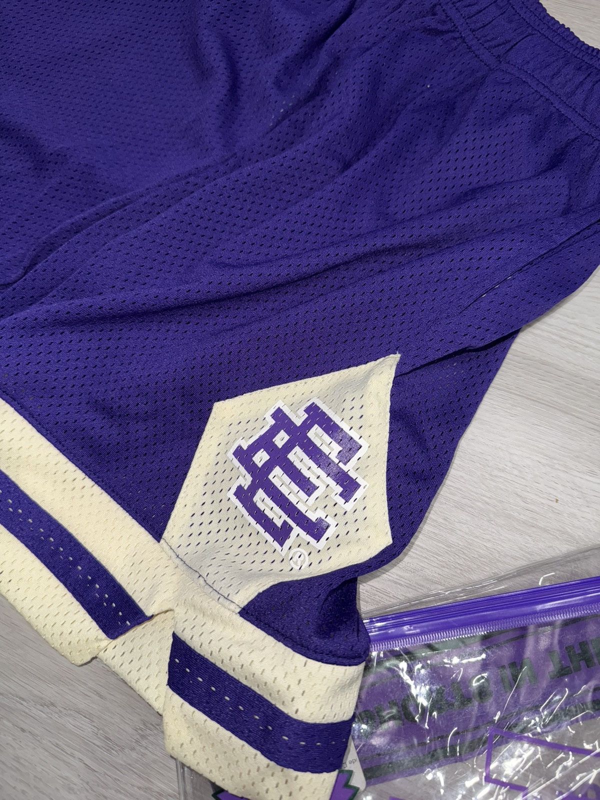 Eric Emanuel Eric Emanuel EE Basic Mesh Shorts – Purple (S) Size US 29 - 2 Thumbnail