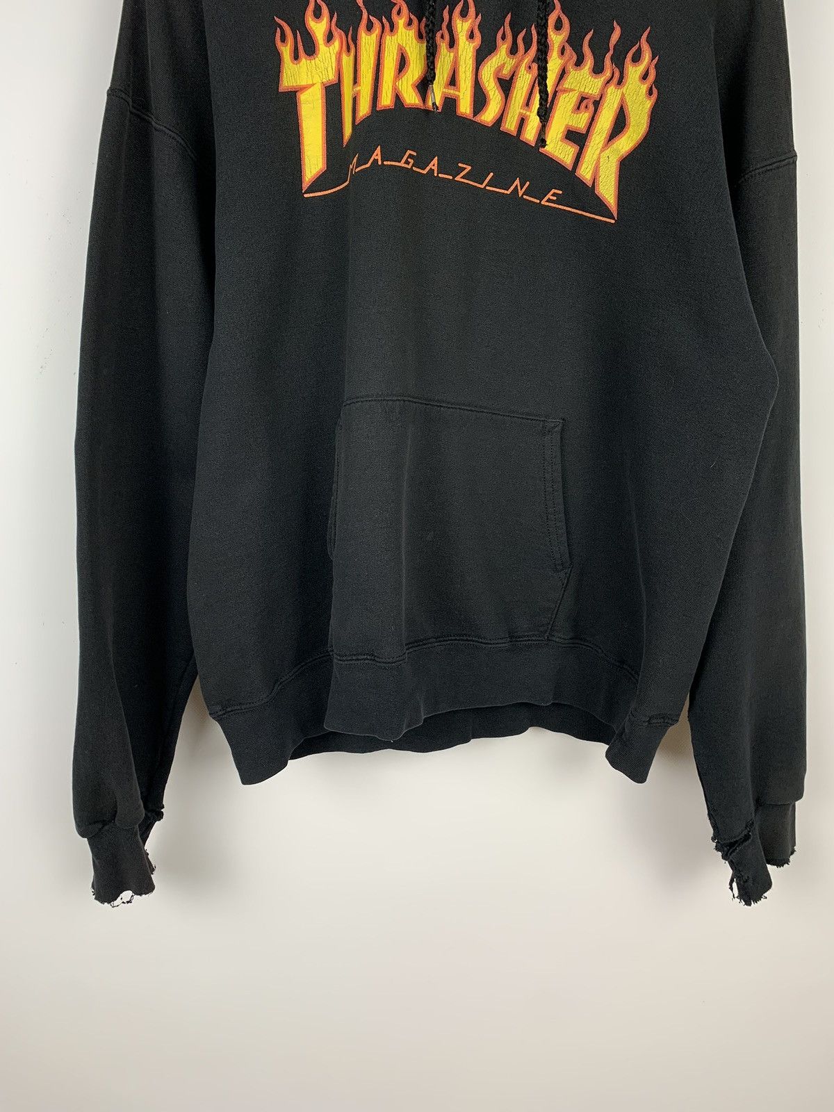 Thrasher Vintage 1990s Trasher Magazine Faded Hoodie Y2K Flame Logo Size US M / EU 48-50 / 2 - 2 Thumbnail