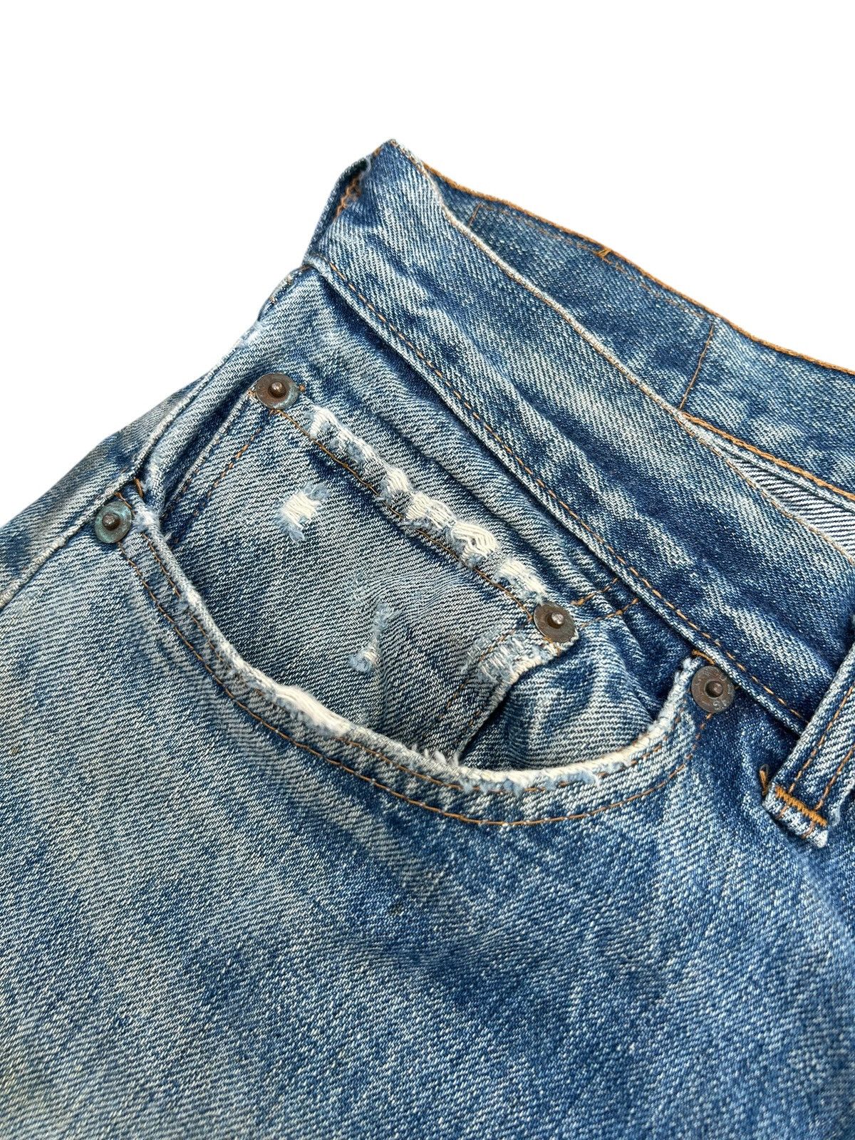 Levi's Thrashed 70s-80s Vintage Levis 6 Selvedge Short Denim jeans Size US 33 - 5 Thumbnail