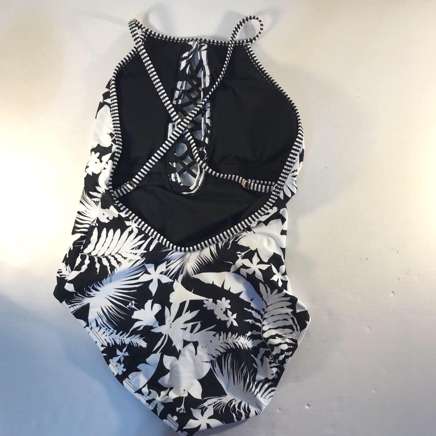 Vintage Bleu Rod Beattie Black/White Floral One Piece Backless Swimsuit Womens Size 12 Size ONE SIZE - 4 Thumbnail