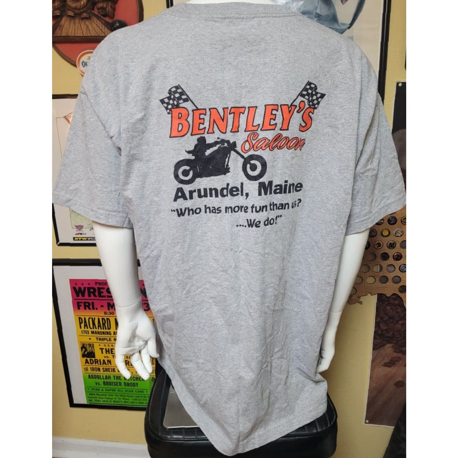 Vintage Bayside T-Shirt Mens 3XL Gray Short Sleeve Crew Neck Graphic Tee Biker Bar Bentley’s Saloon Arundel ME 90% Cotton 10% Polyester Who Has More Fun Us Size US XXL / EU 58 / 5 - 3 Thumbnail