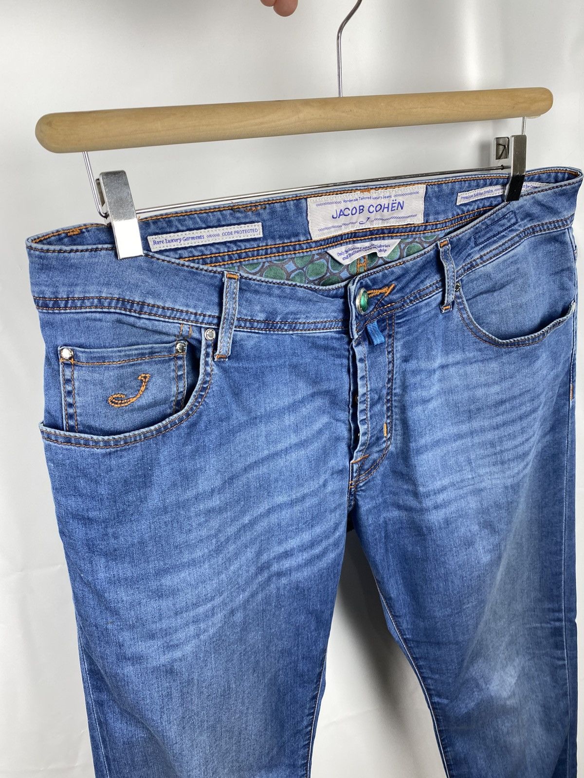 Jacob Cohen Jacob Cohen Luxury Comfort Slim Jeans Style 688 size 35 Size US 35 - 6 Thumbnail