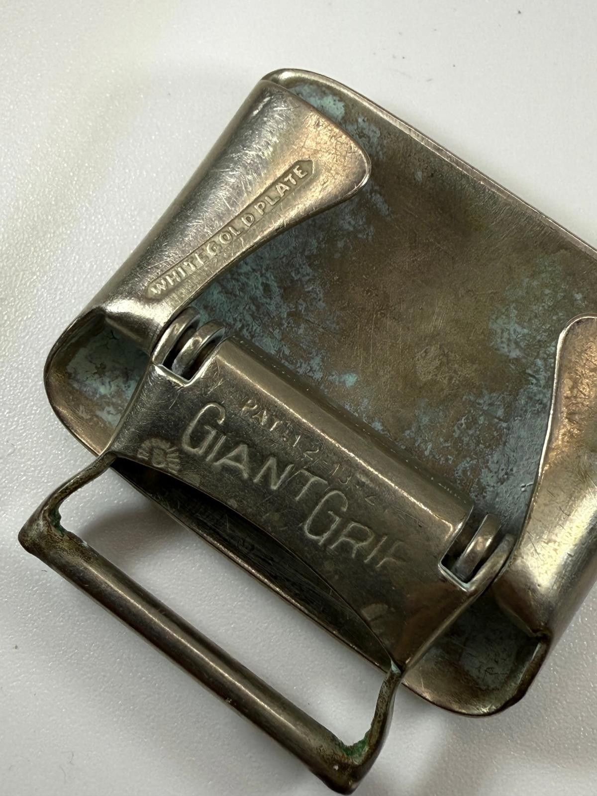 Designer 20's Giant Grip White Gold Plated "R" Belt Buckle Size ONE SIZE - 3 Thumbnail